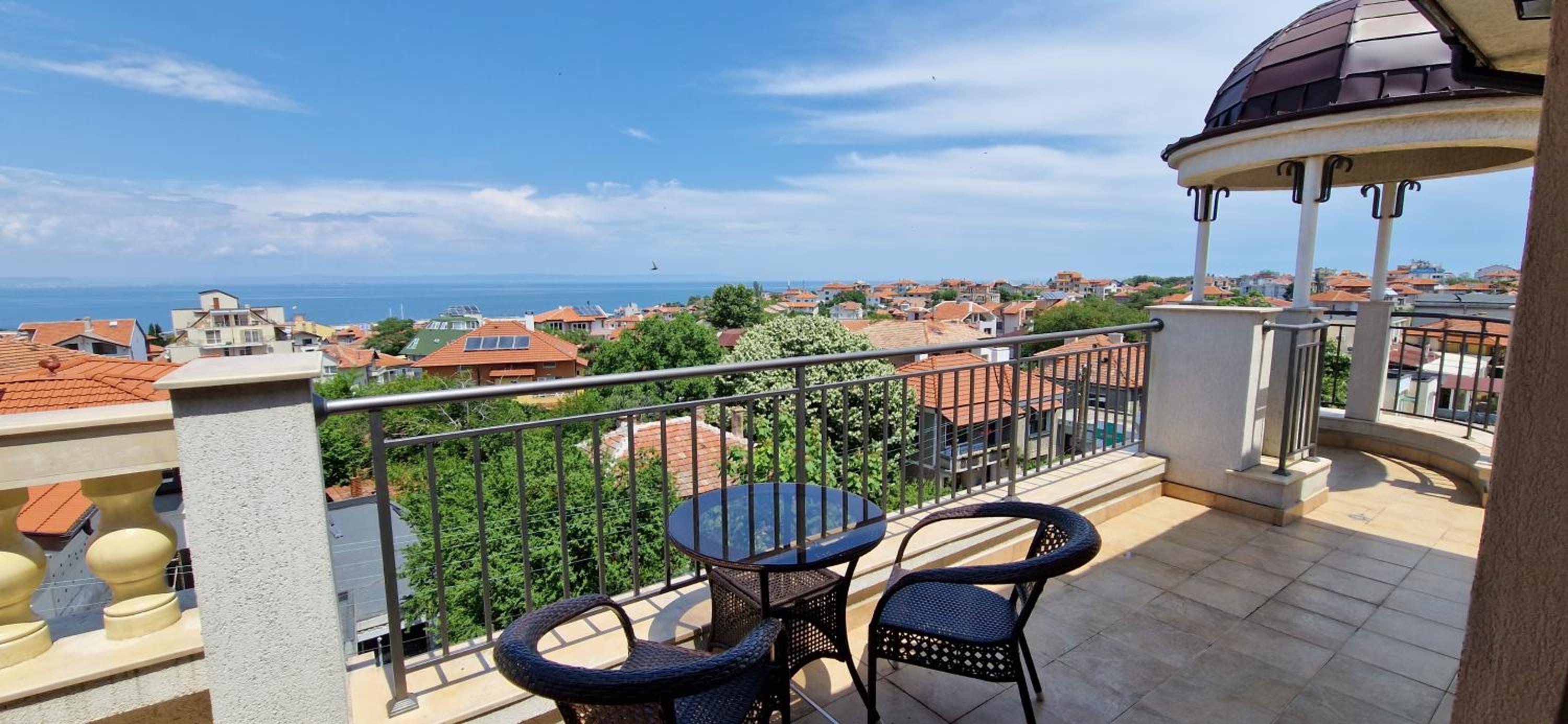 Luxury Apartments Ekaterina