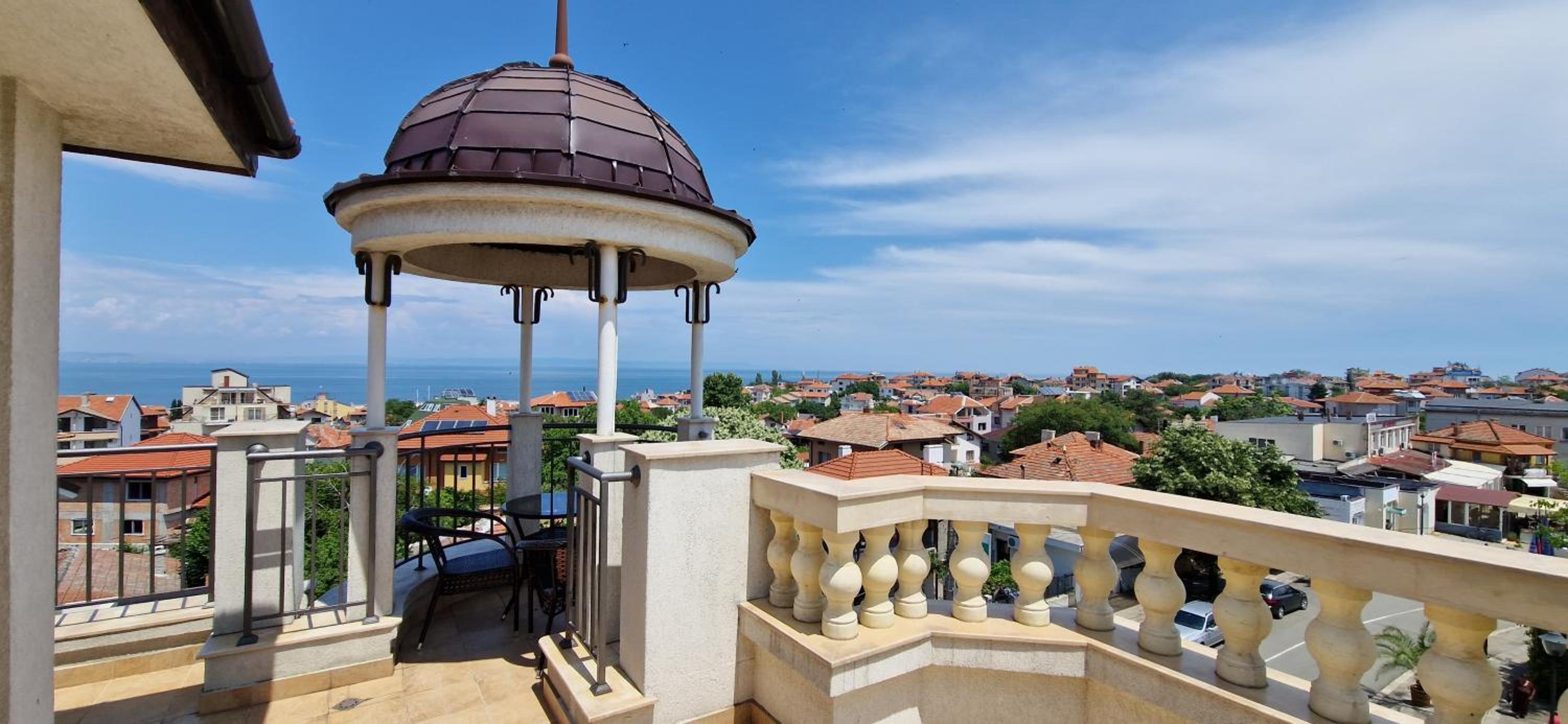Luxury Apartments Ekaterina