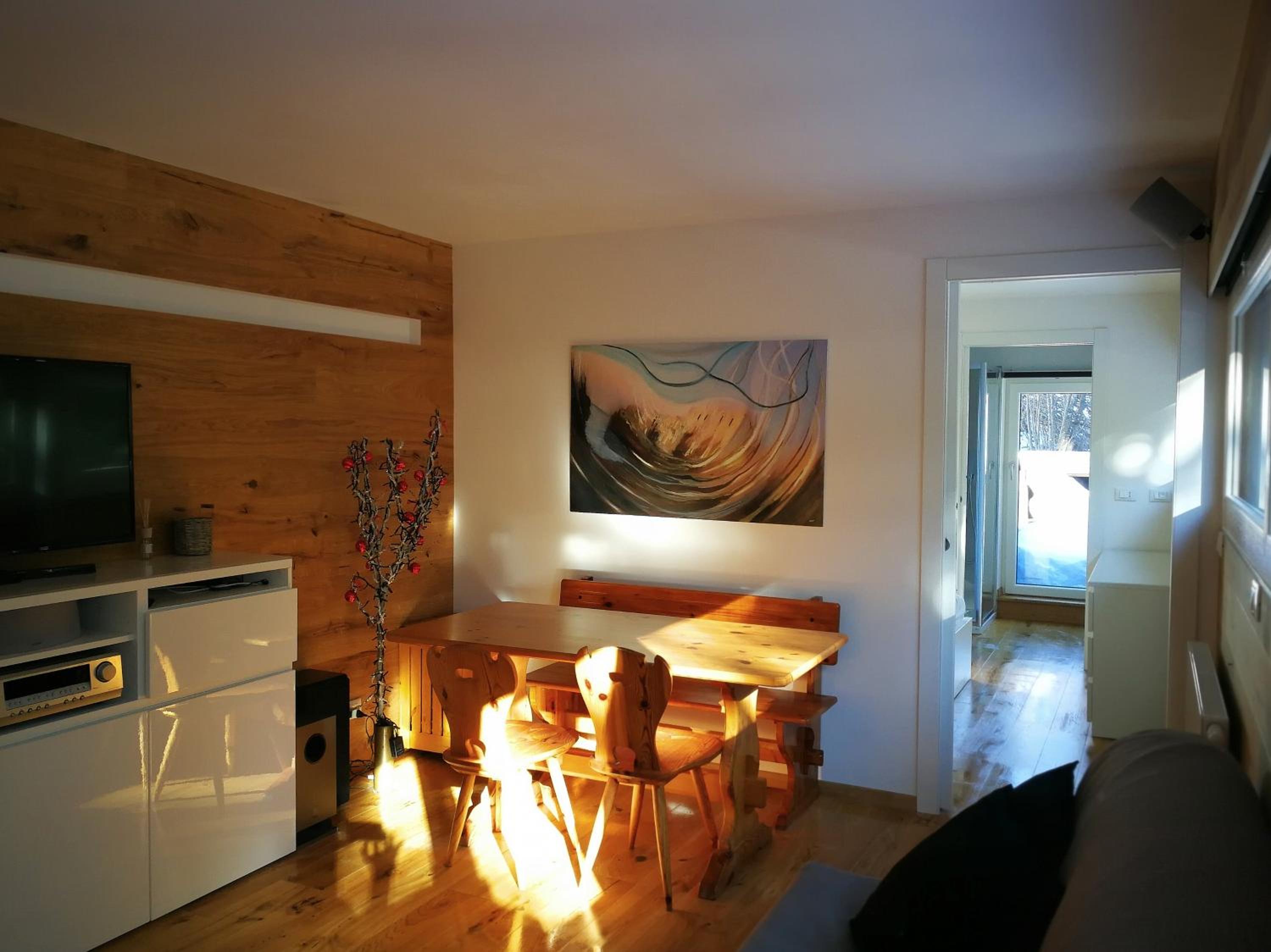Luce Delle Dolomiti con navetta e sala giochi