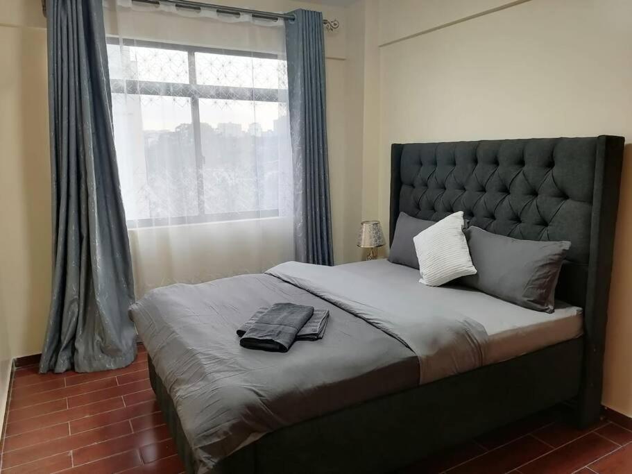 Serene apartment in the suburbs view 5