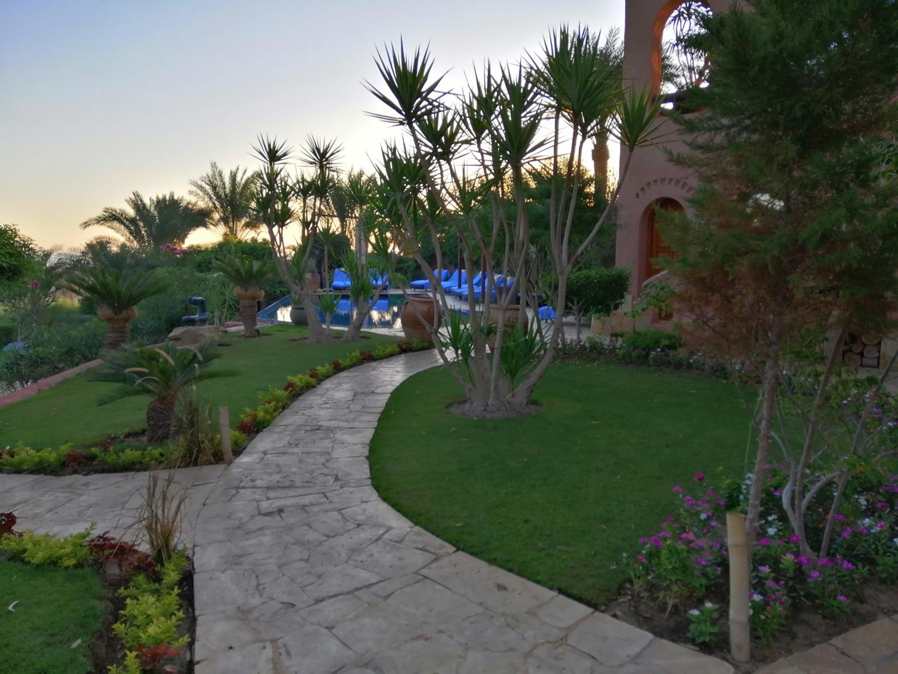 Lazib Inn Resort & Spa