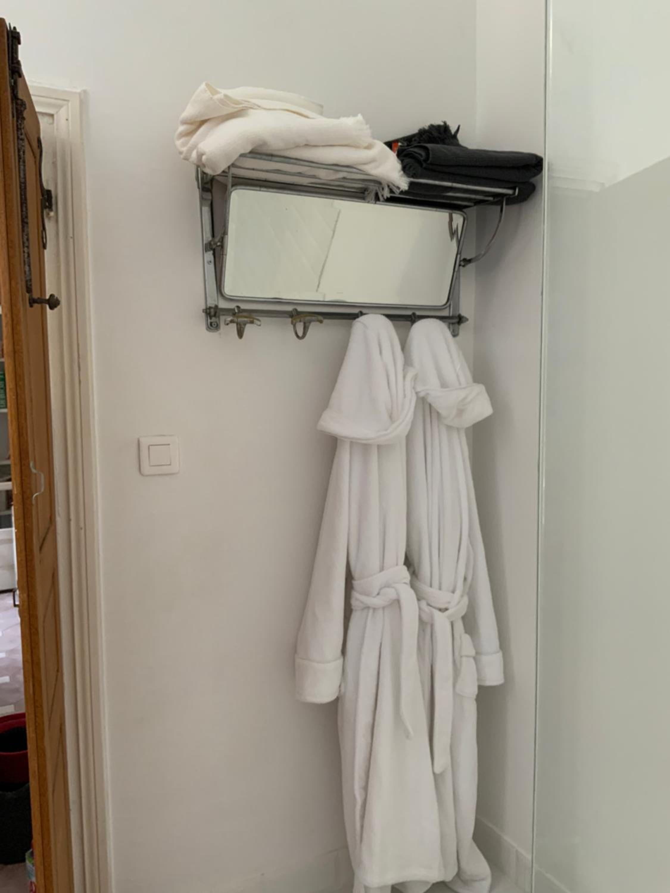 Photo 28