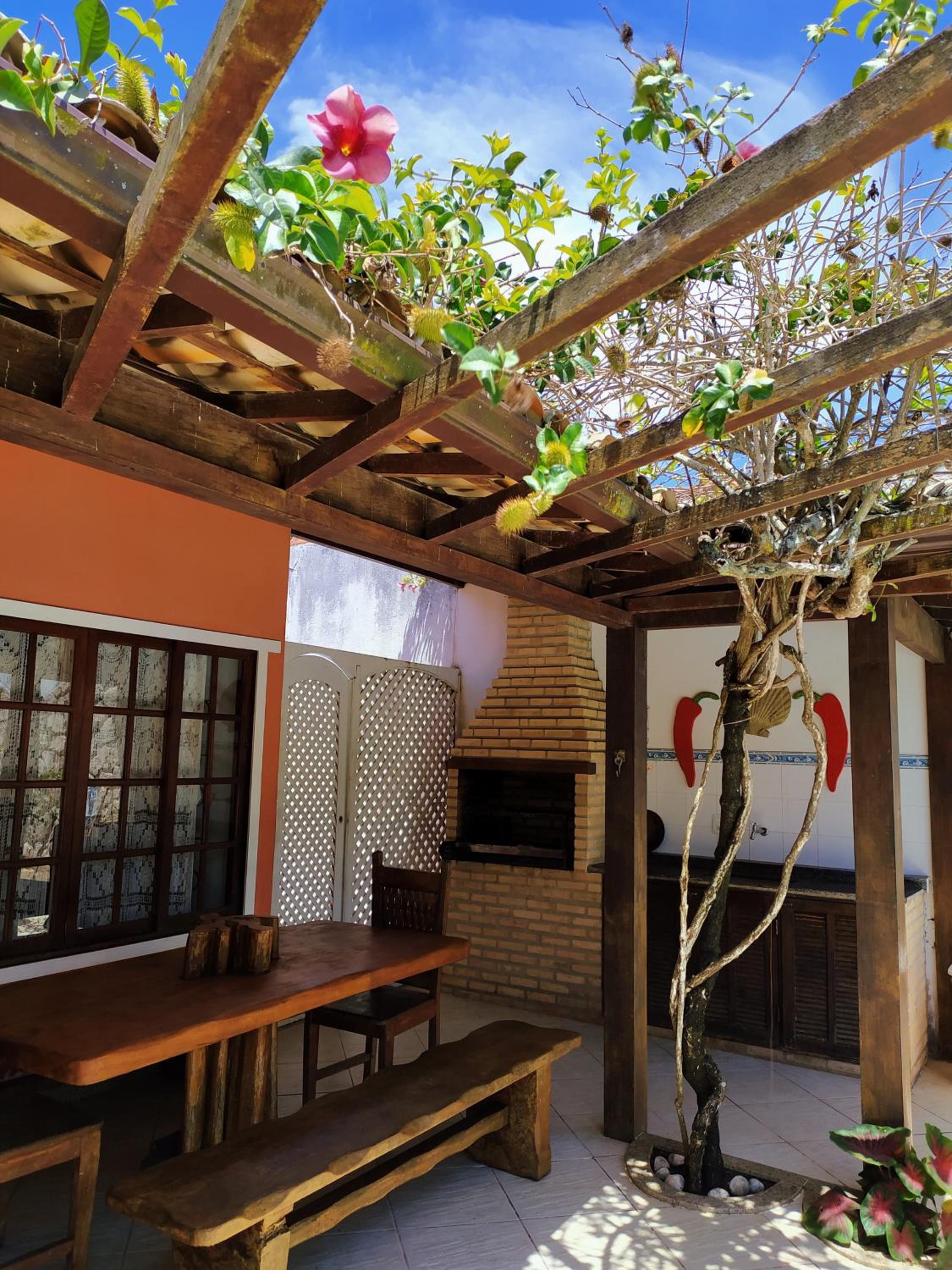 Casa em Geribá com piscina e 6 quartos, sendo 5 suítes