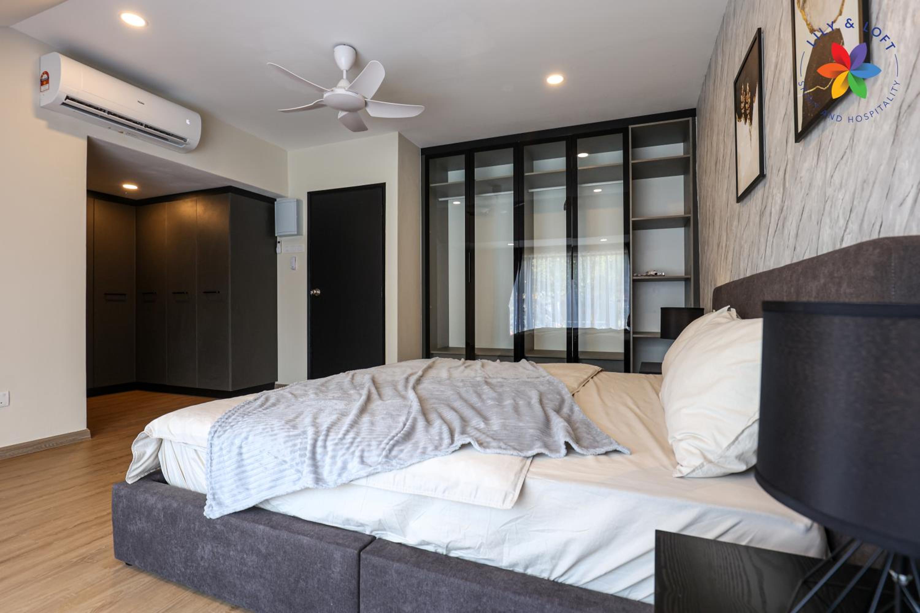 KL Townhouse Villa by LilyandLoft