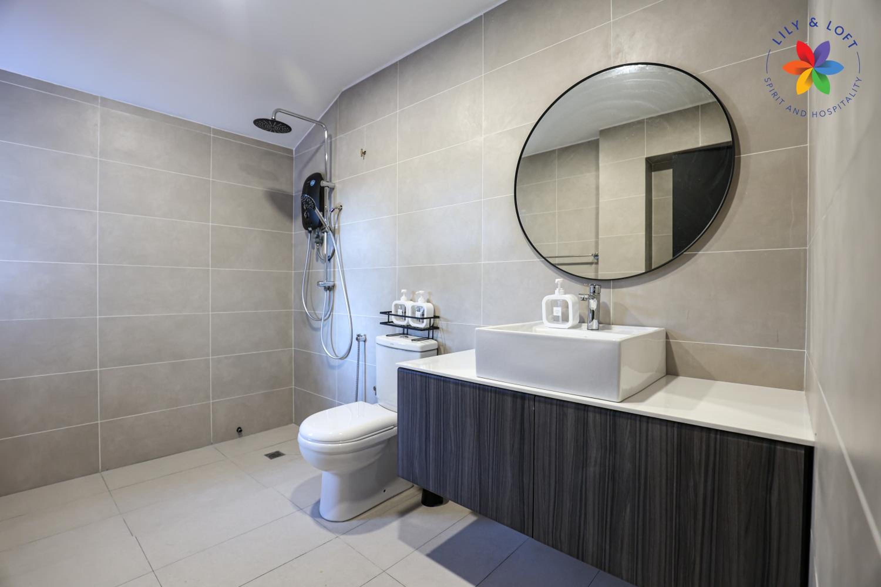 KL Townhouse Villa by LilyandLoft