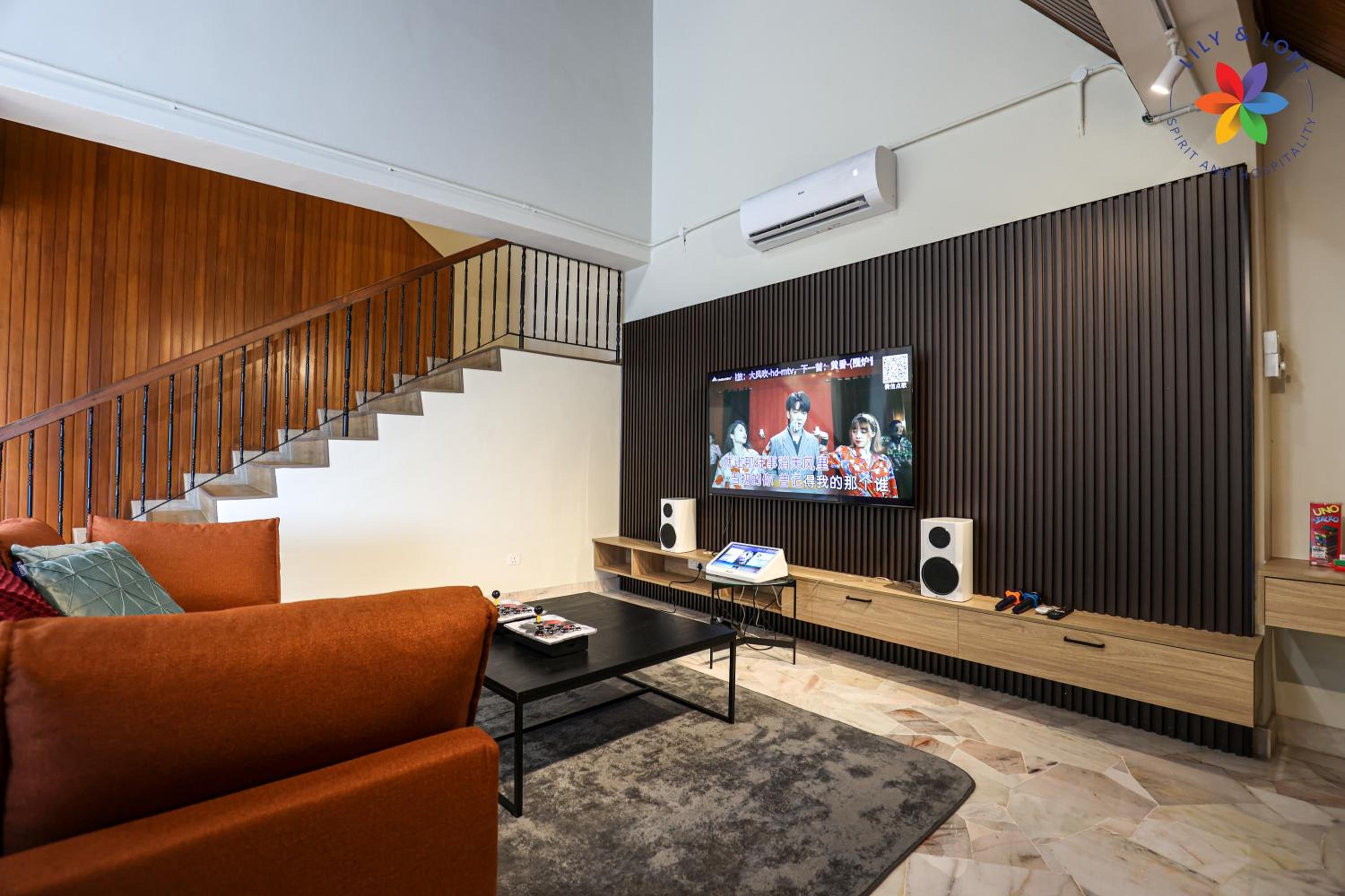 KL Townhouse Villa by LilyandLoft