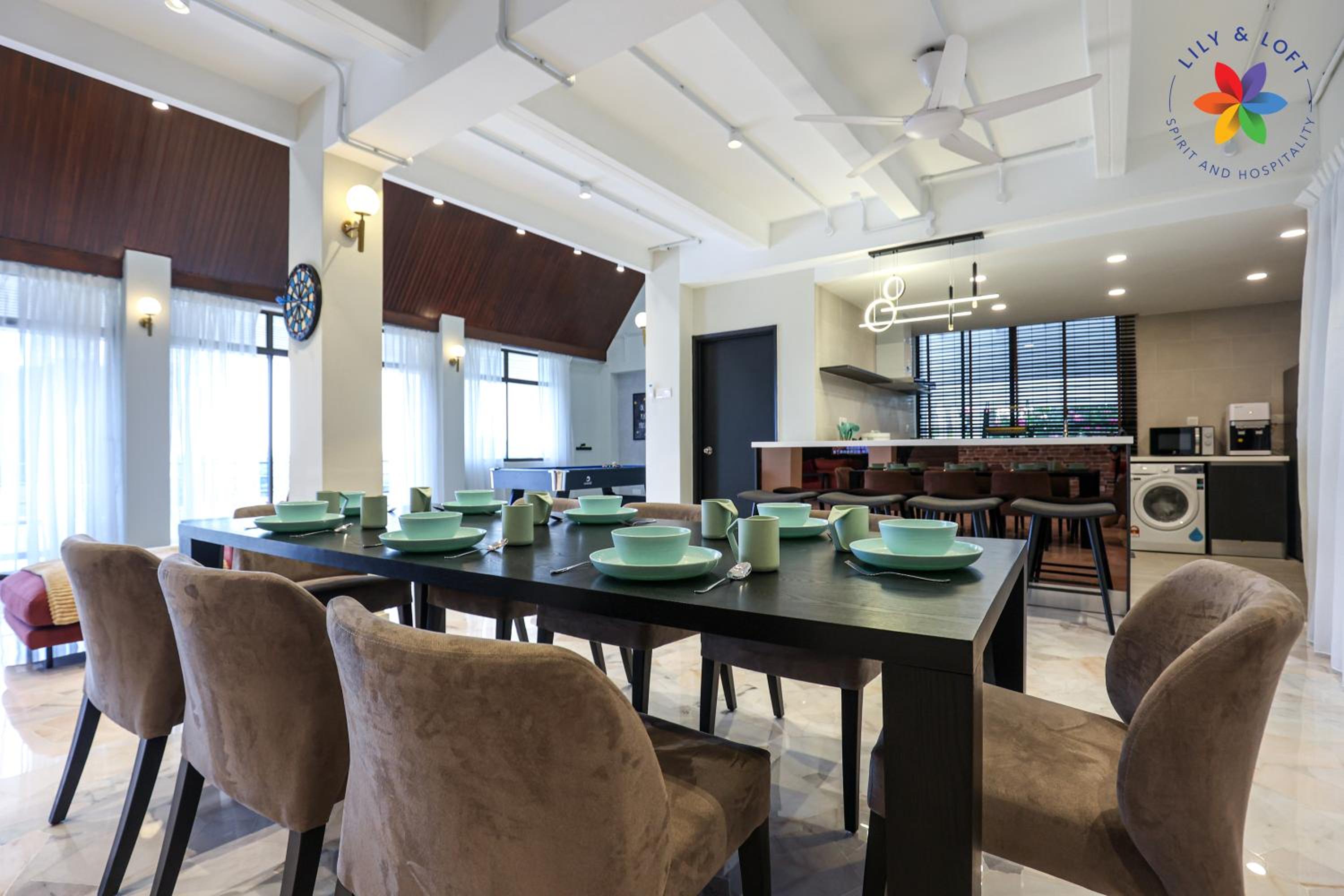 KL Townhouse Villa by LilyandLoft
