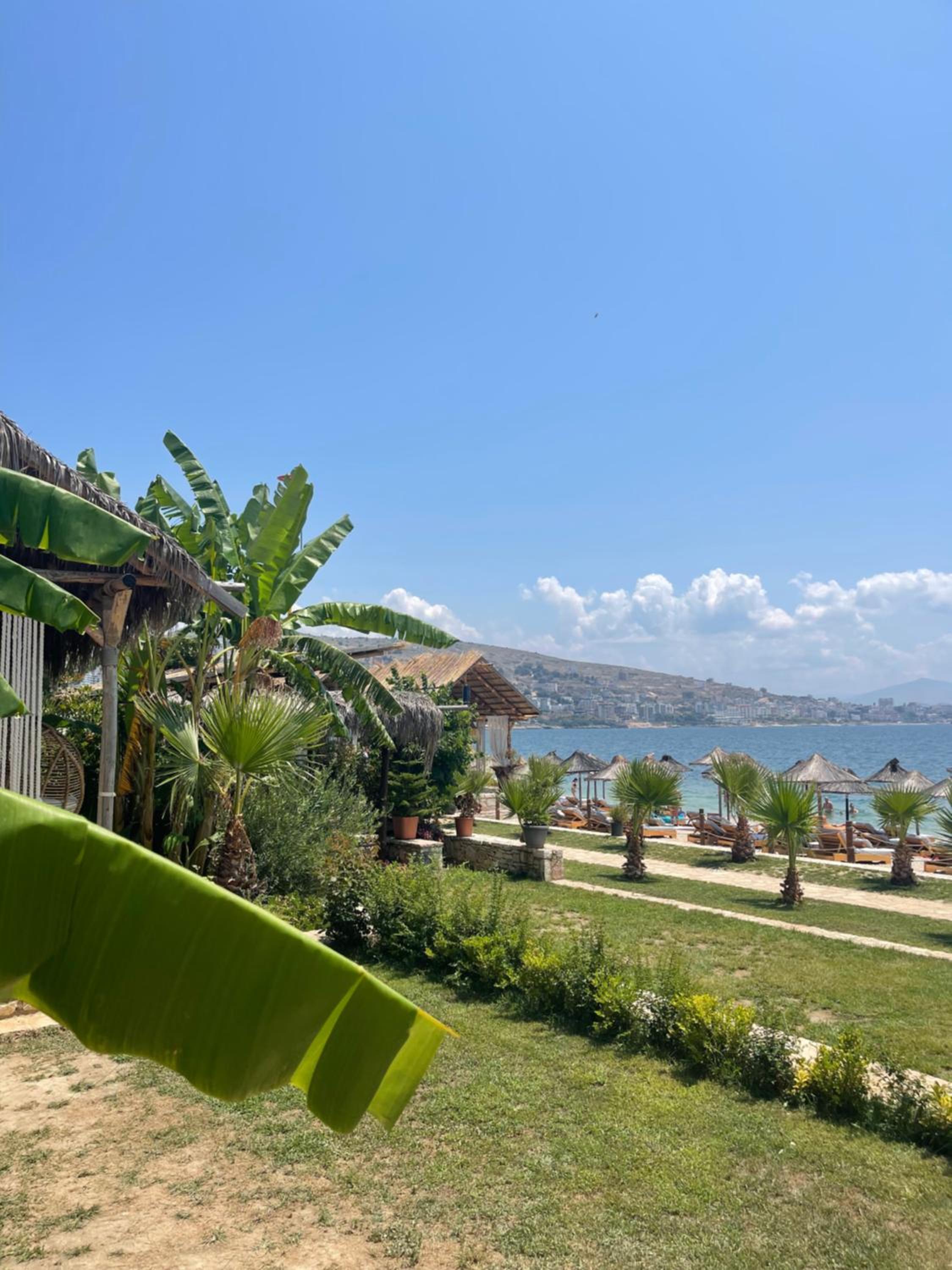 ENTi Apartments - Africana Beach