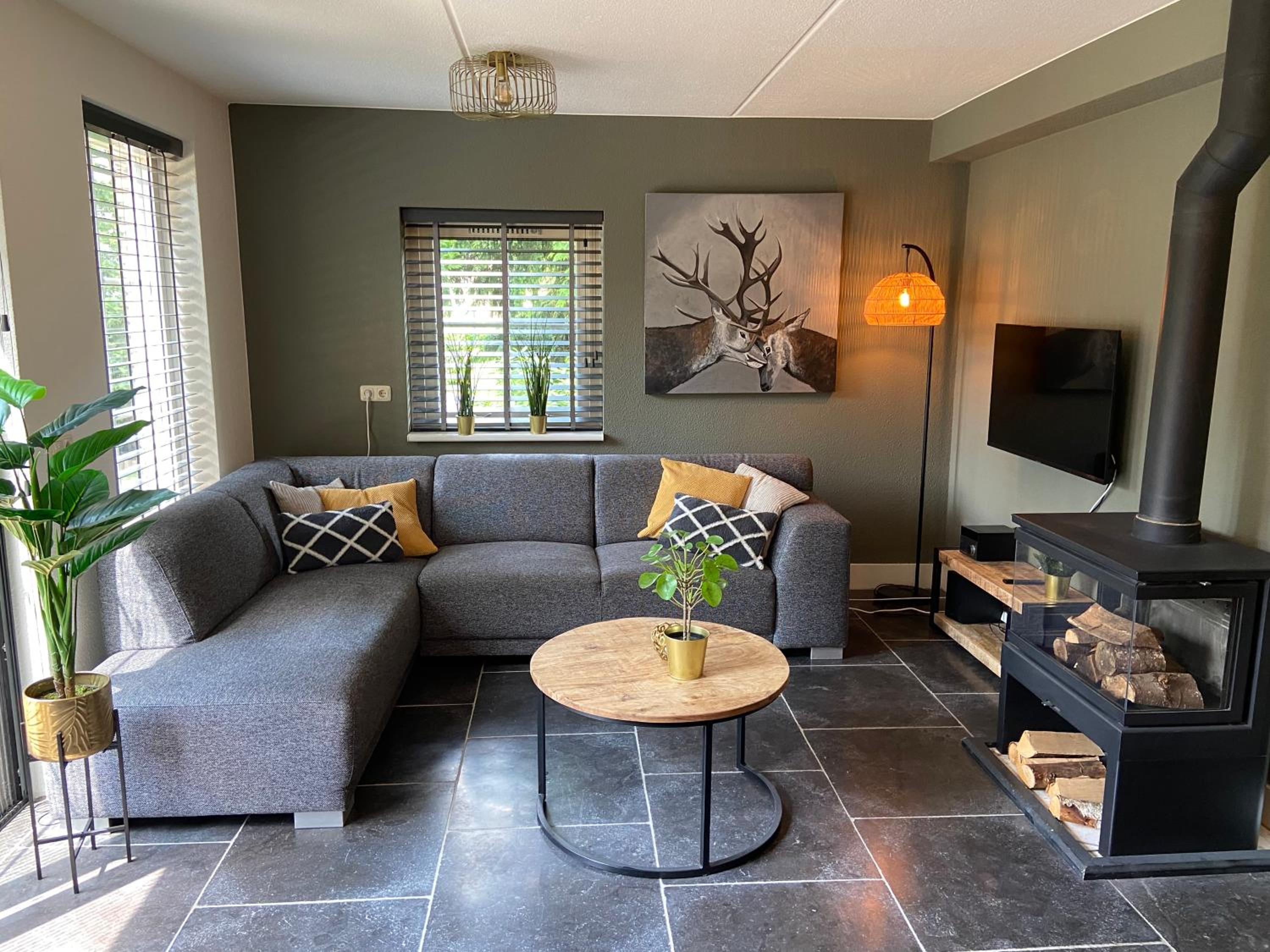 Wellness Bosboerderij de Goudsberg met hottub en sauna view 2