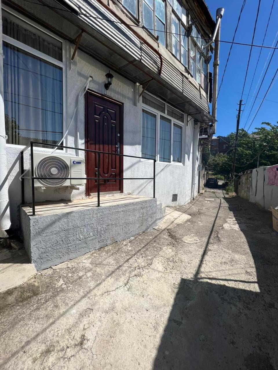 Apartments on Bakhvi