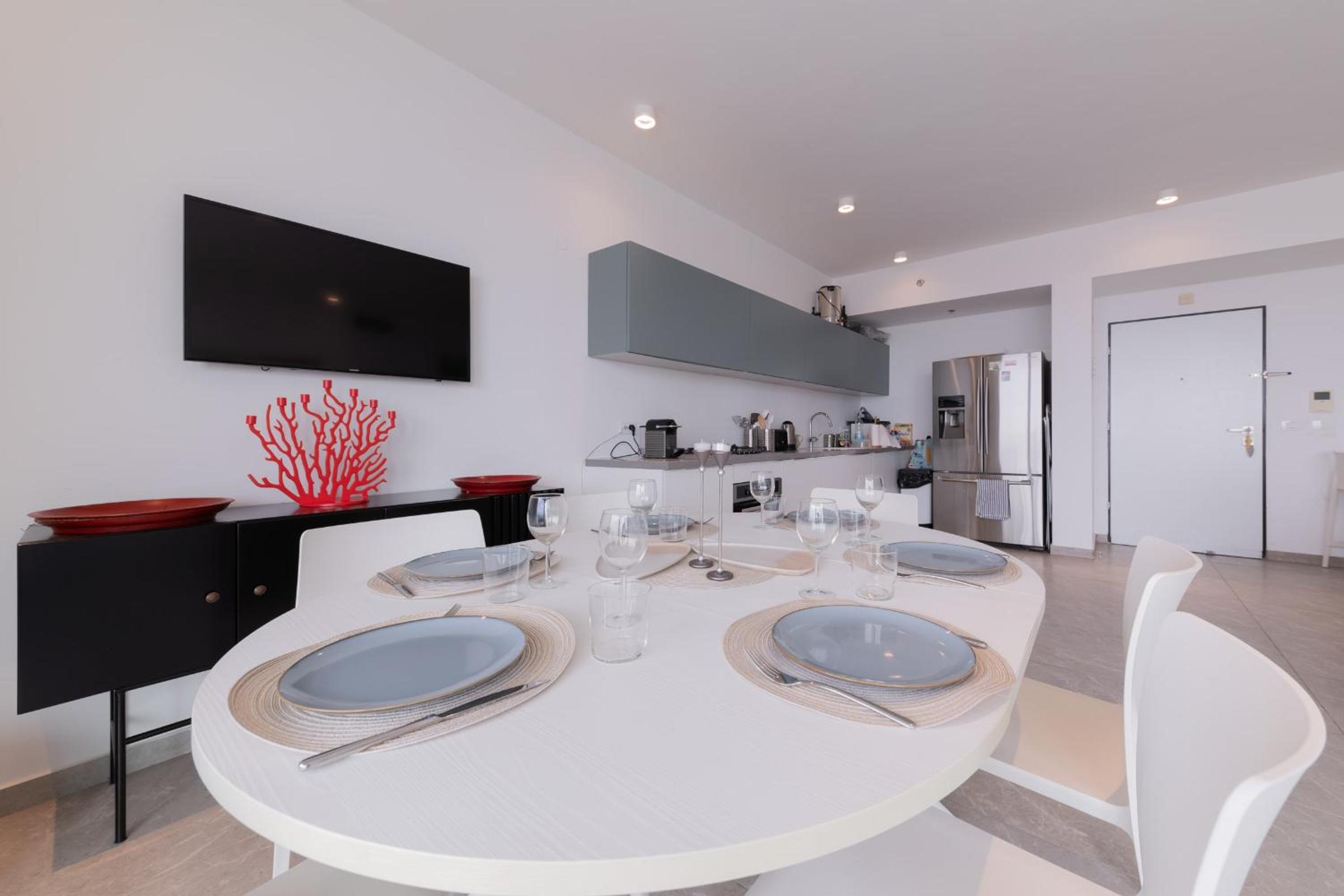 Neve Tzedek Apartment-Hosted by Sweetstay view 5