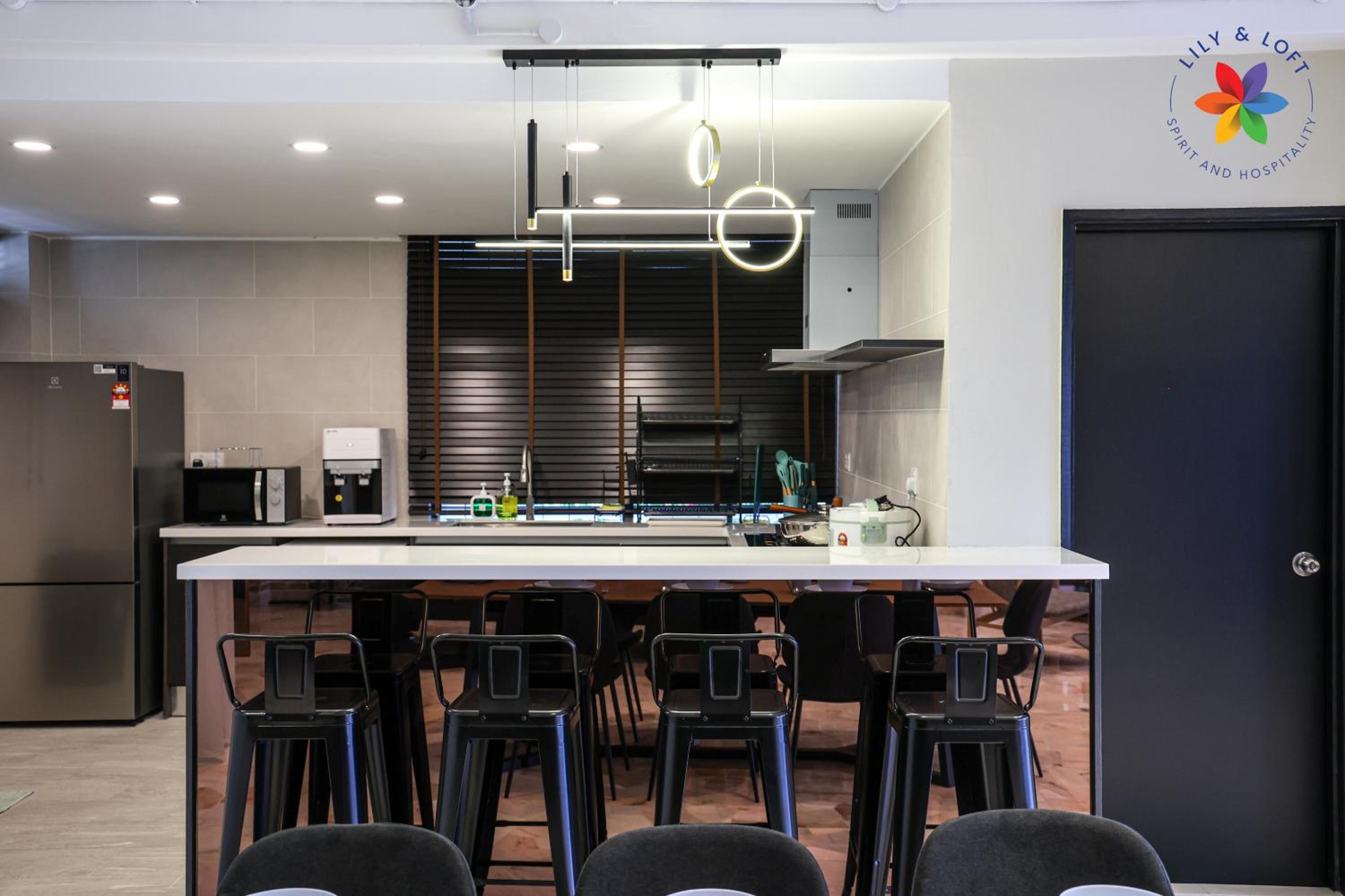 KL Townhouse Villa by LilyandLoft