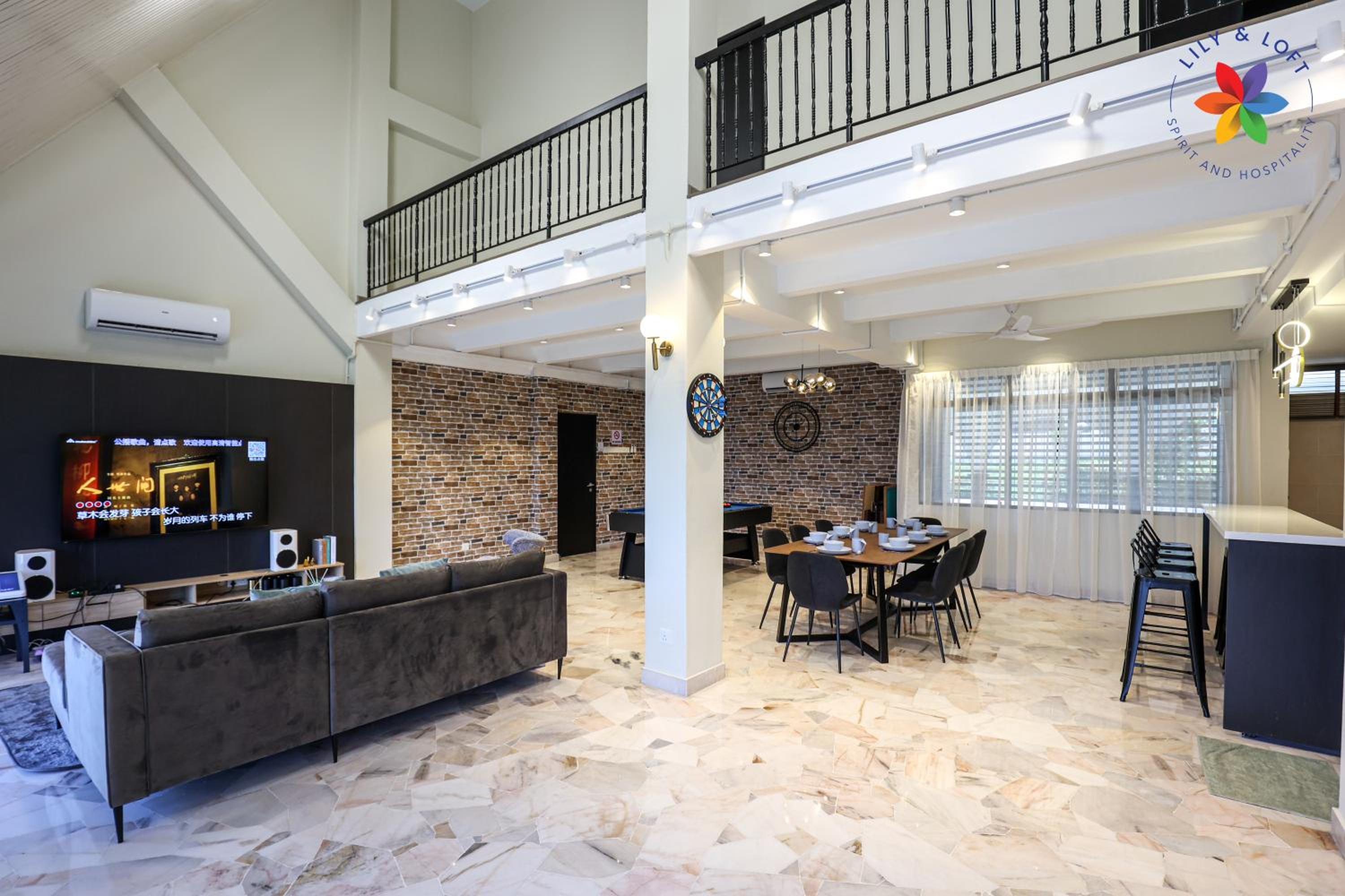KL Townhouse Villa by LilyandLoft