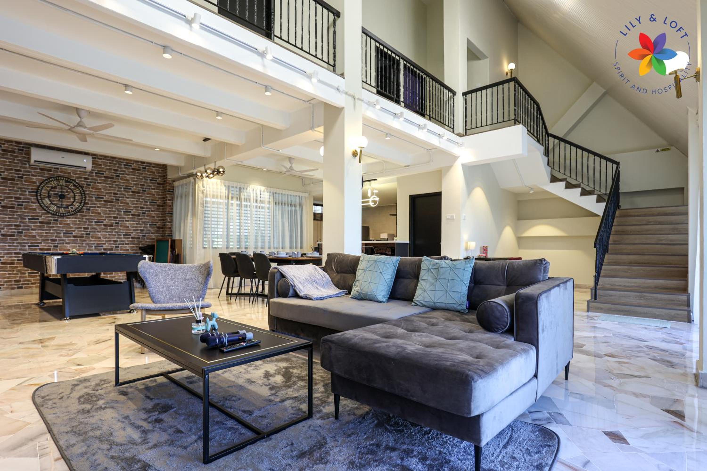 KL Townhouse Villa by LilyandLoft