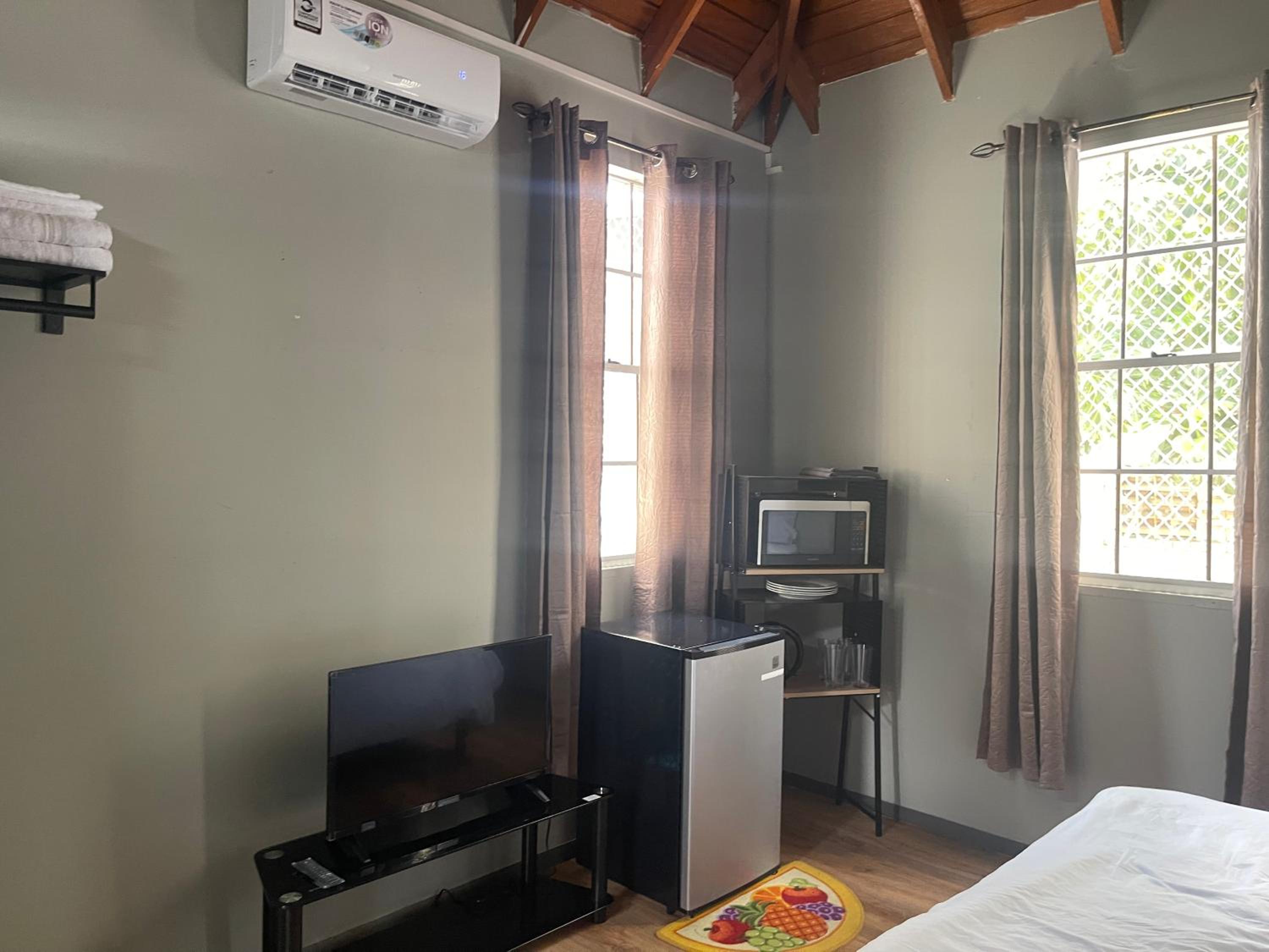 JJ Guest House