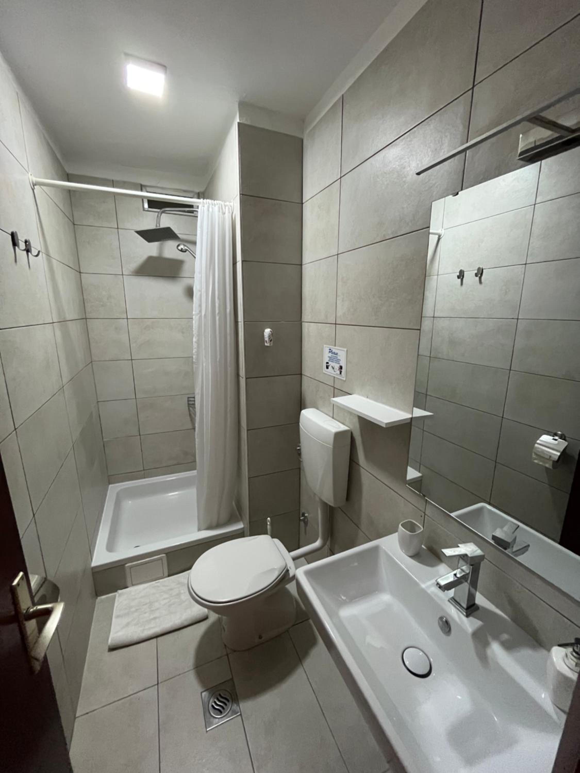 Apartments and Rooms Markovski