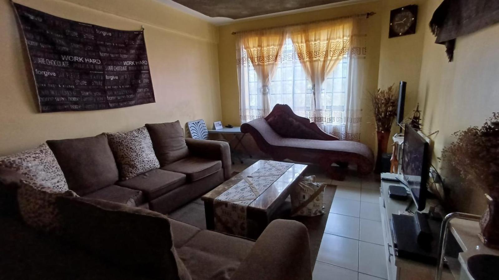 Nakuru Lovely 2bedroom Master ensuite view 5