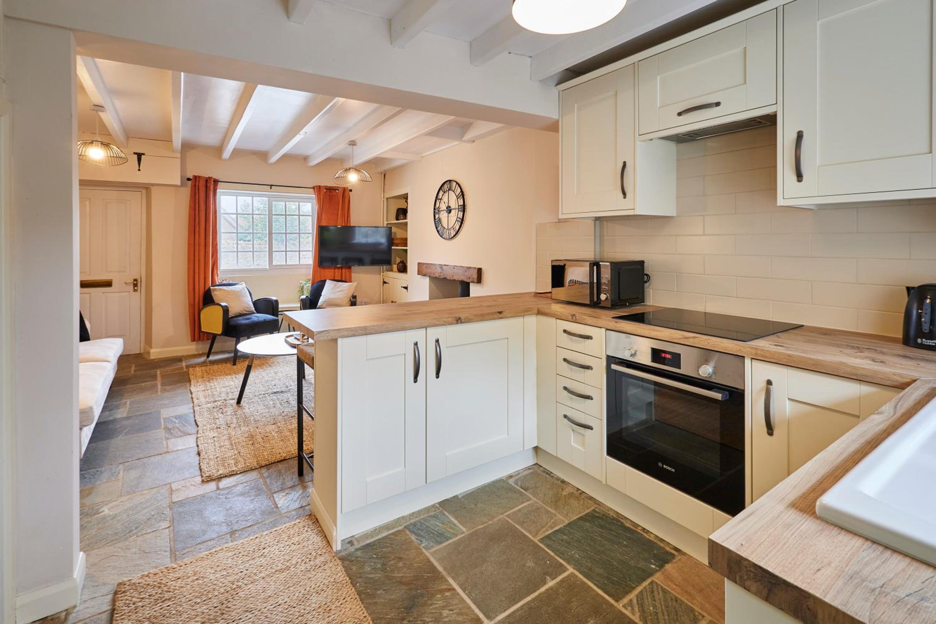 Host & Stay - Dale End view 5