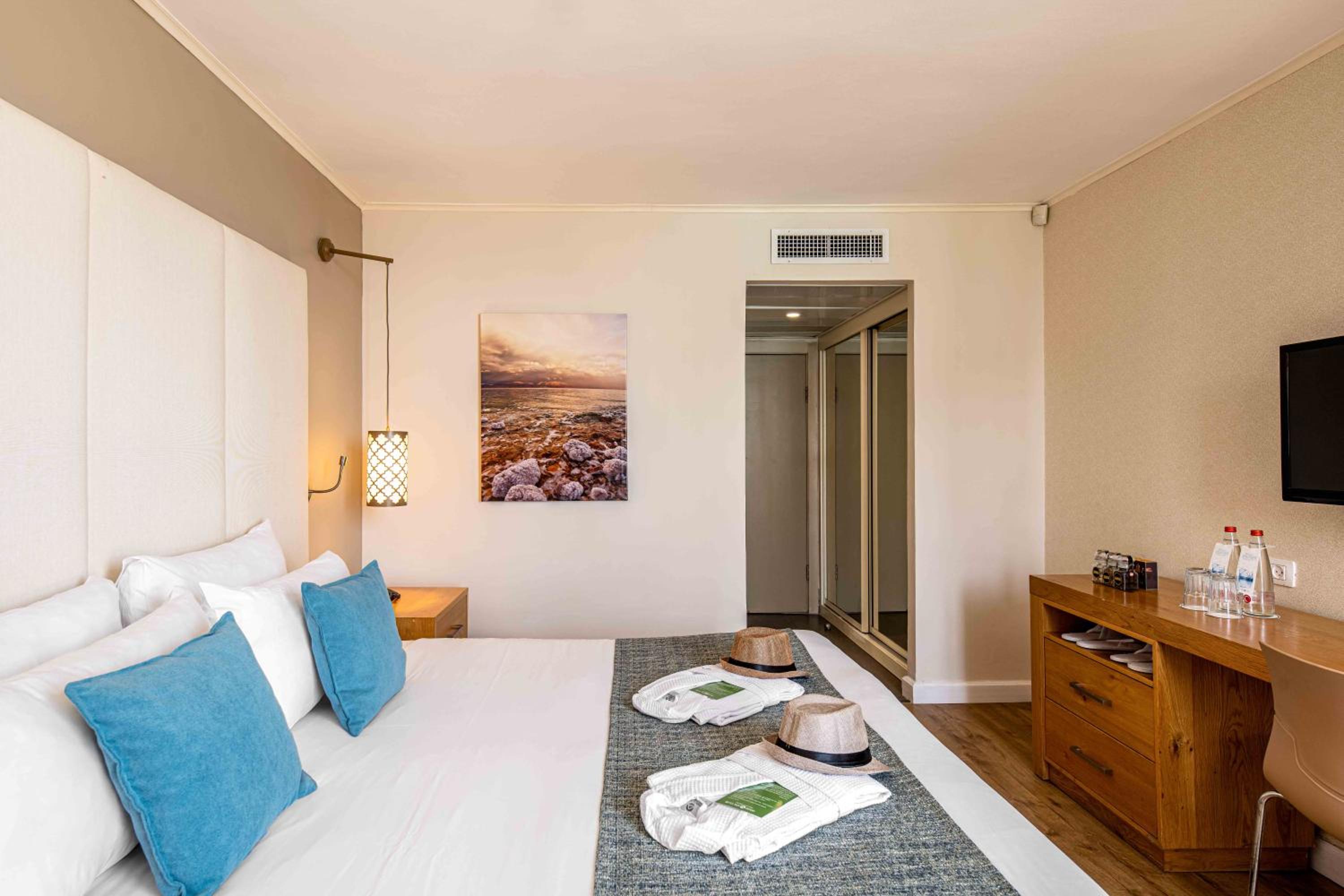 Ein Bokek Vacations - Oasis Spa Club Dead Sea Hotel - 18 Plus - Property Image 3