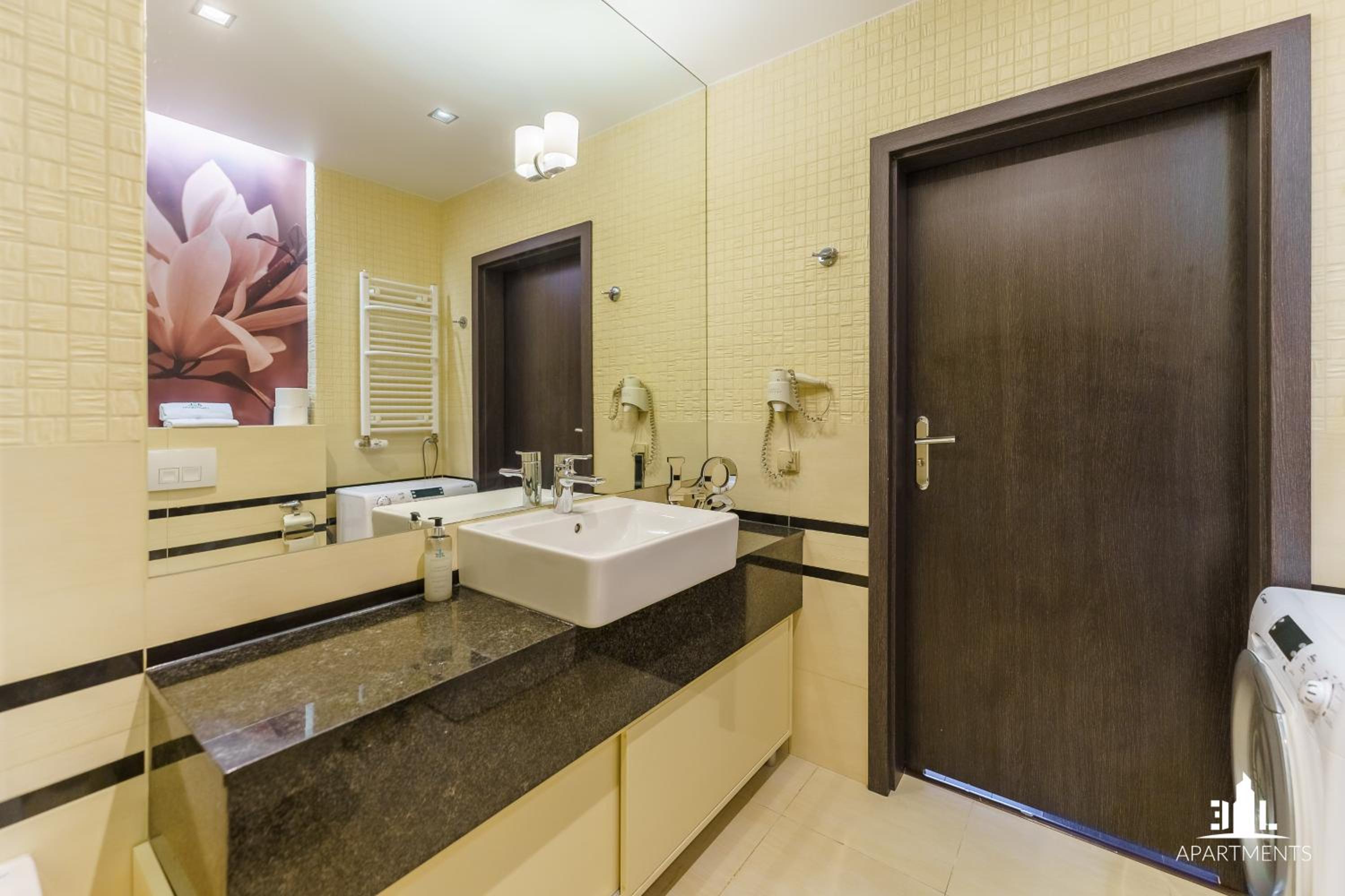 3L Apartments Diva