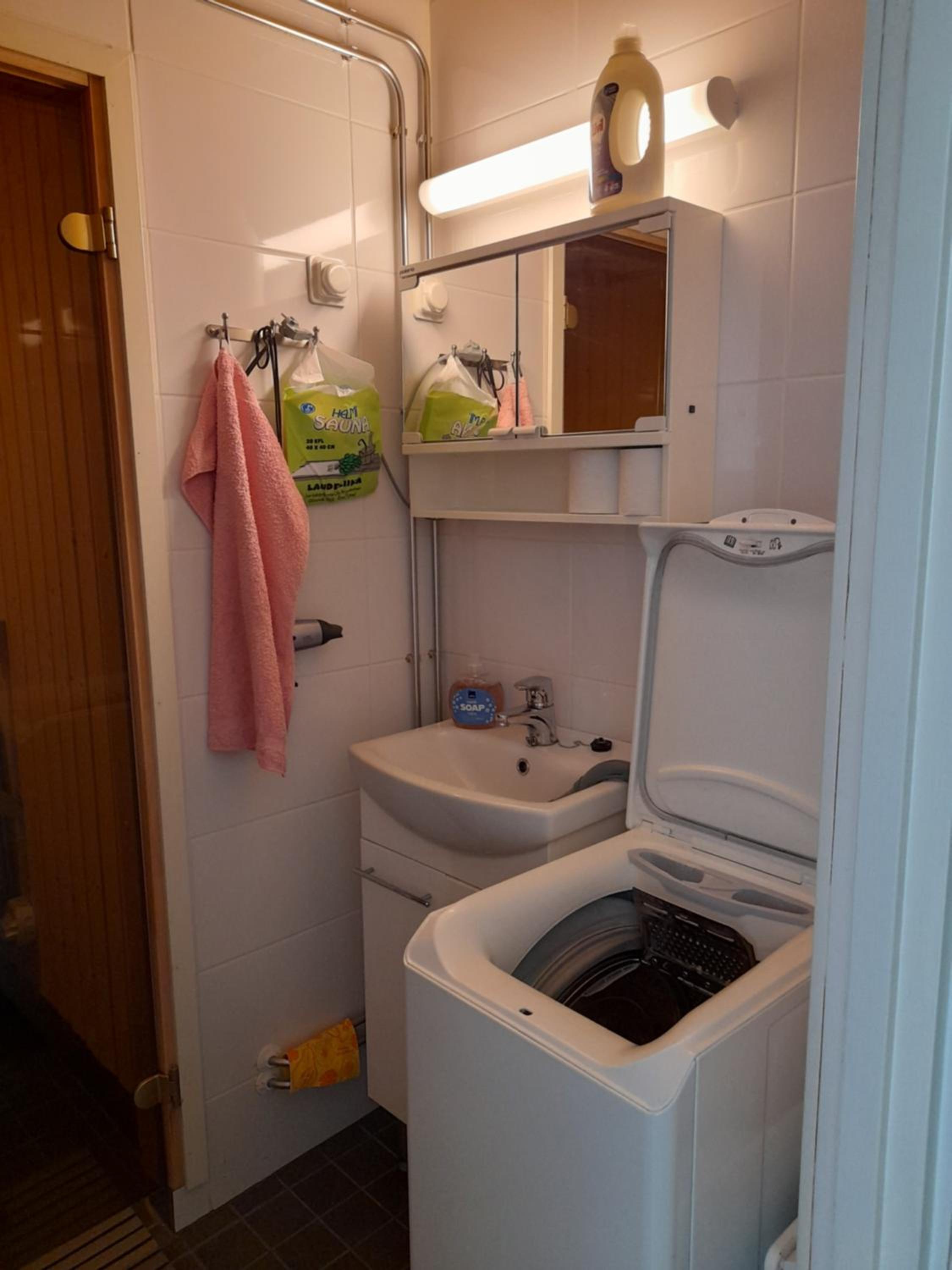 Photo 12