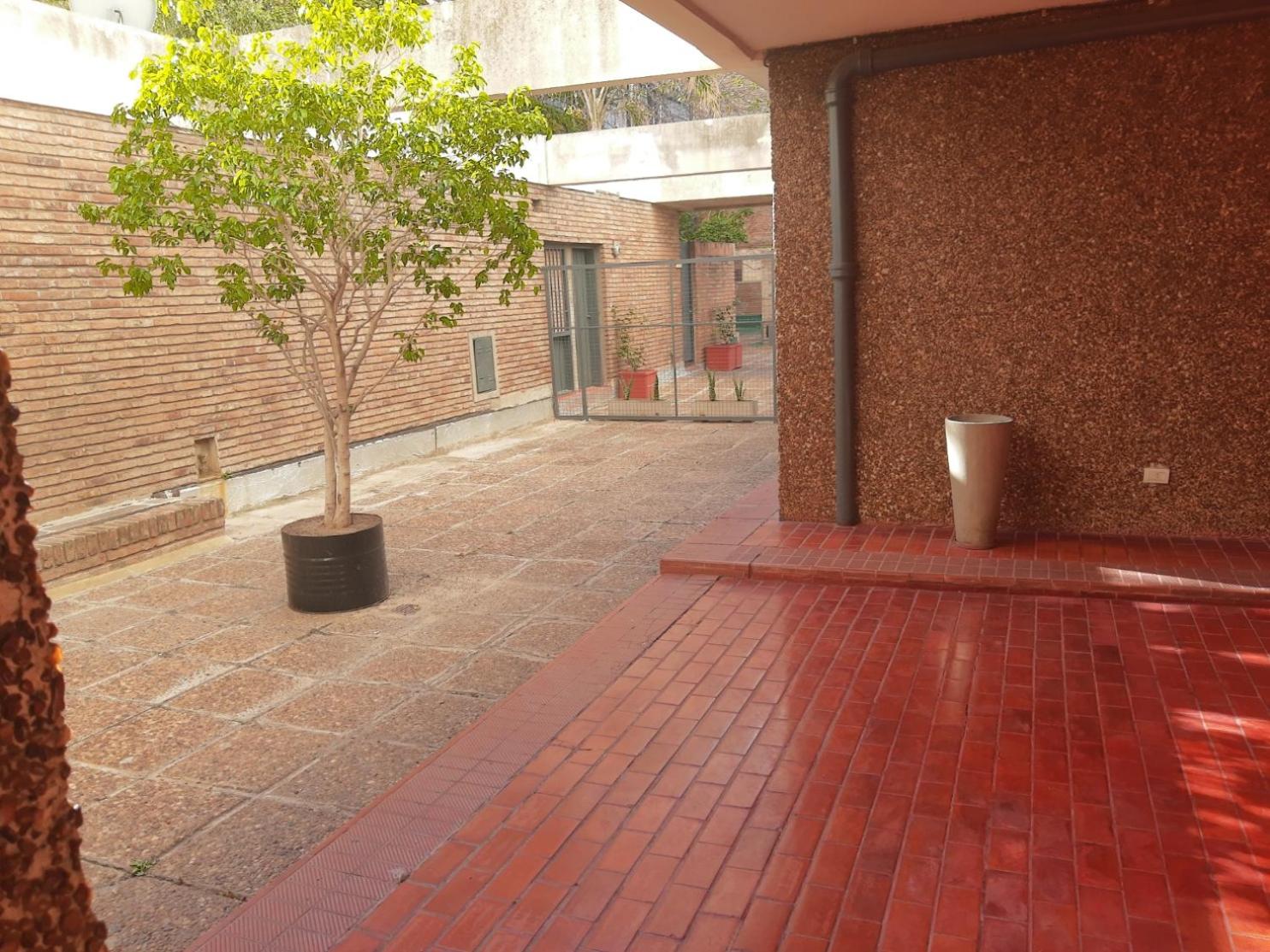 DEPARTAMENTO DEL BOULEVARD