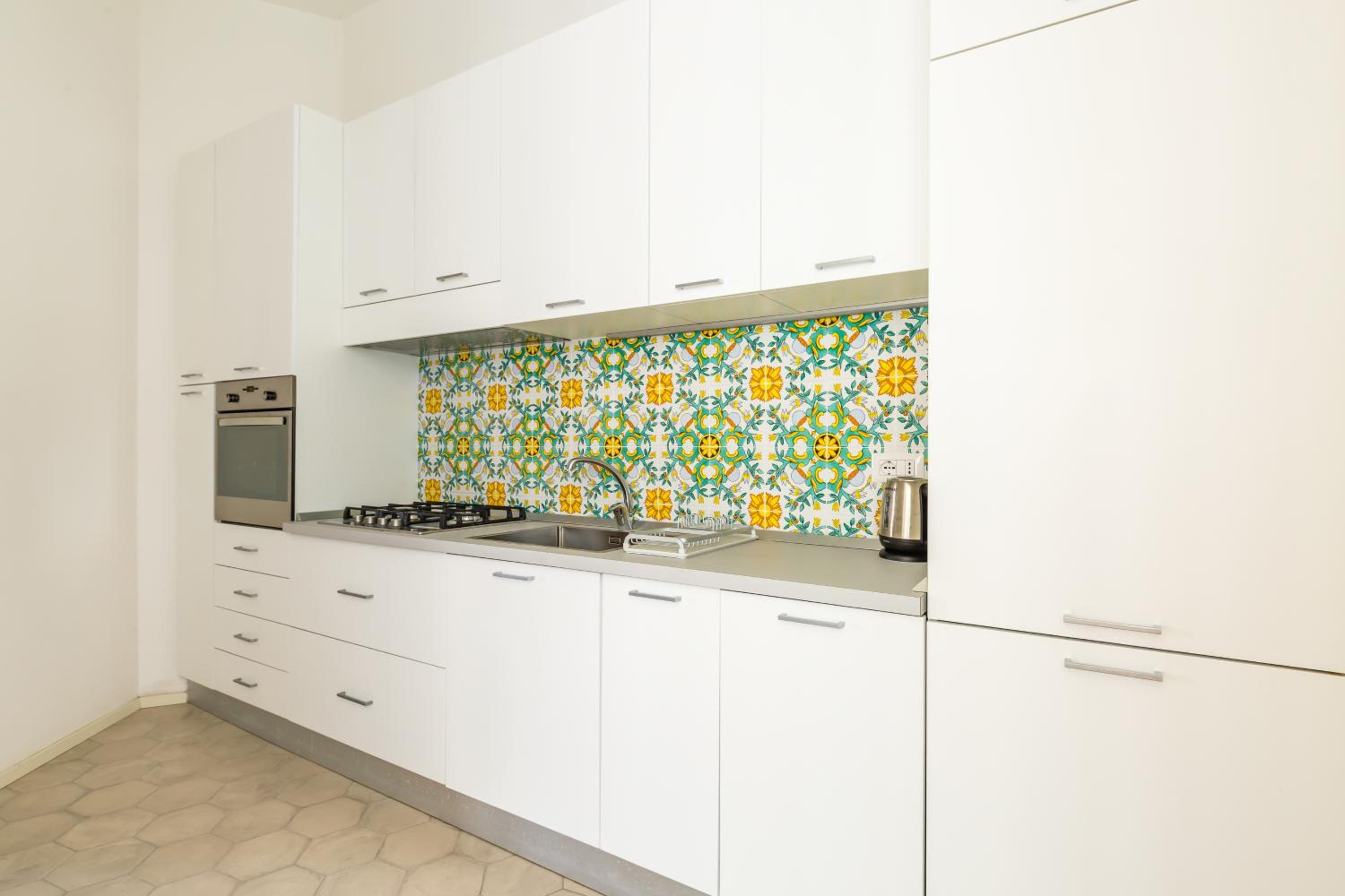 Nova Stylish House in center by Napoliapartments