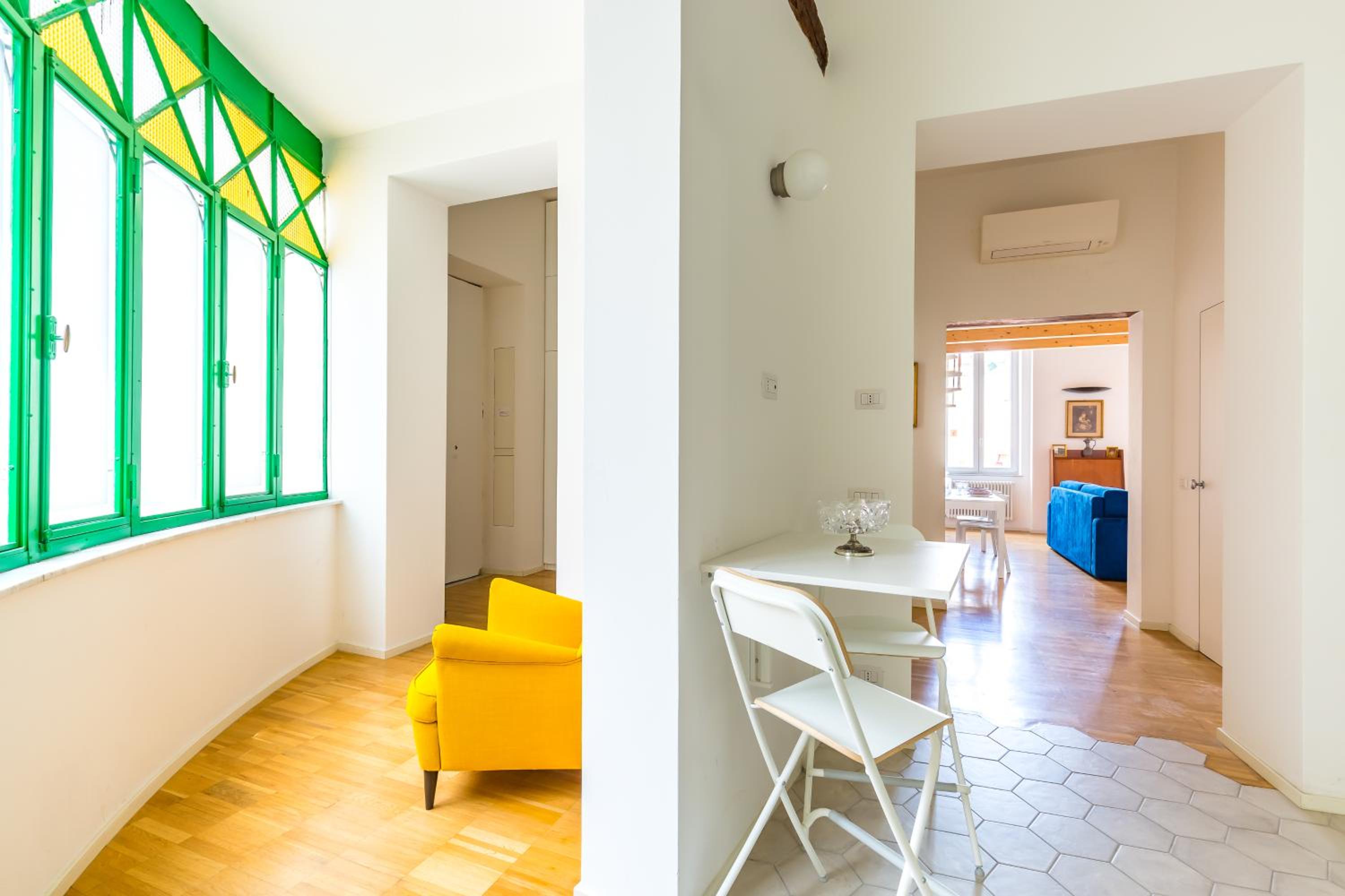 Nova Stylish House in center by Napoliapartments