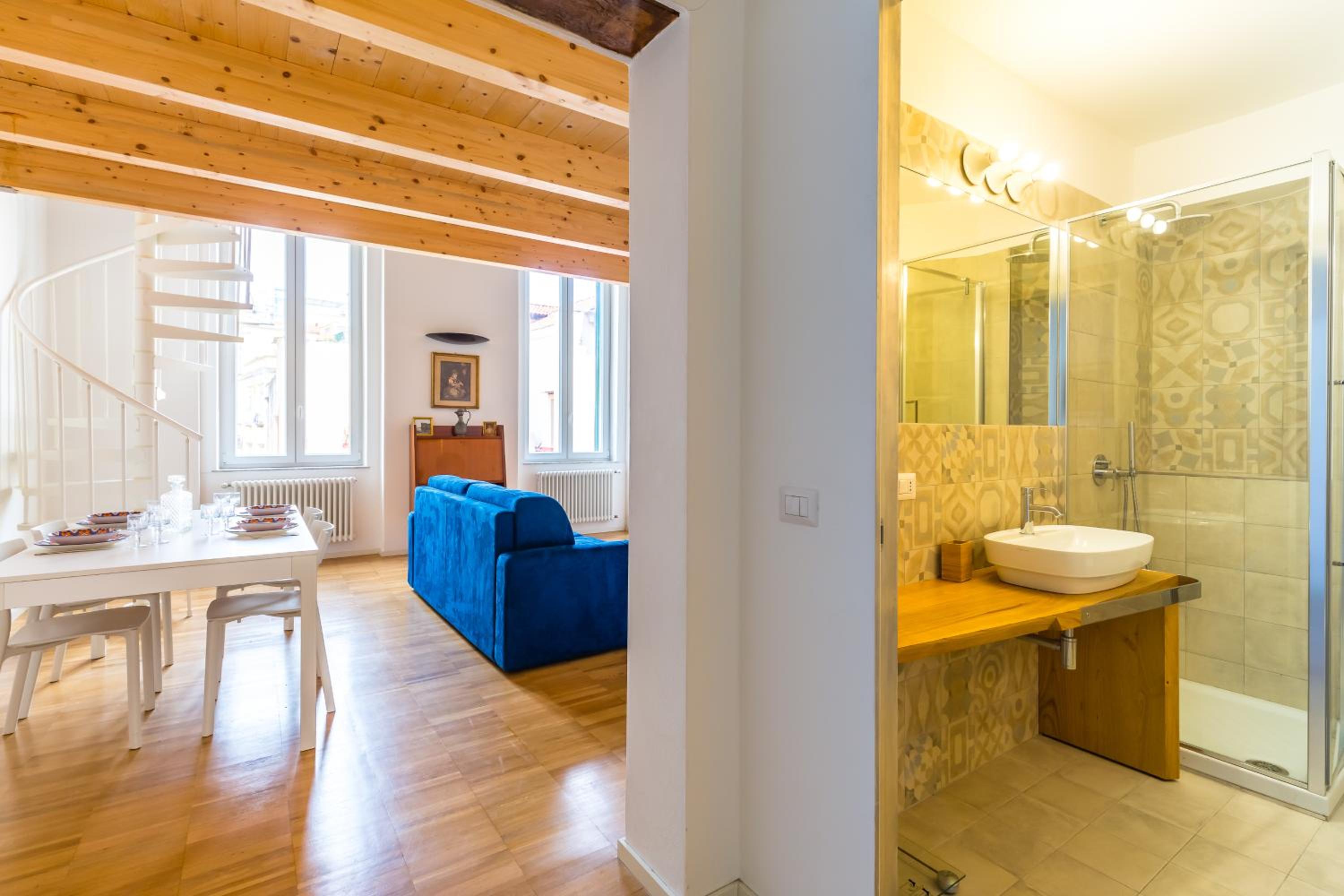 Nova Stylish House in center by Napoliapartments