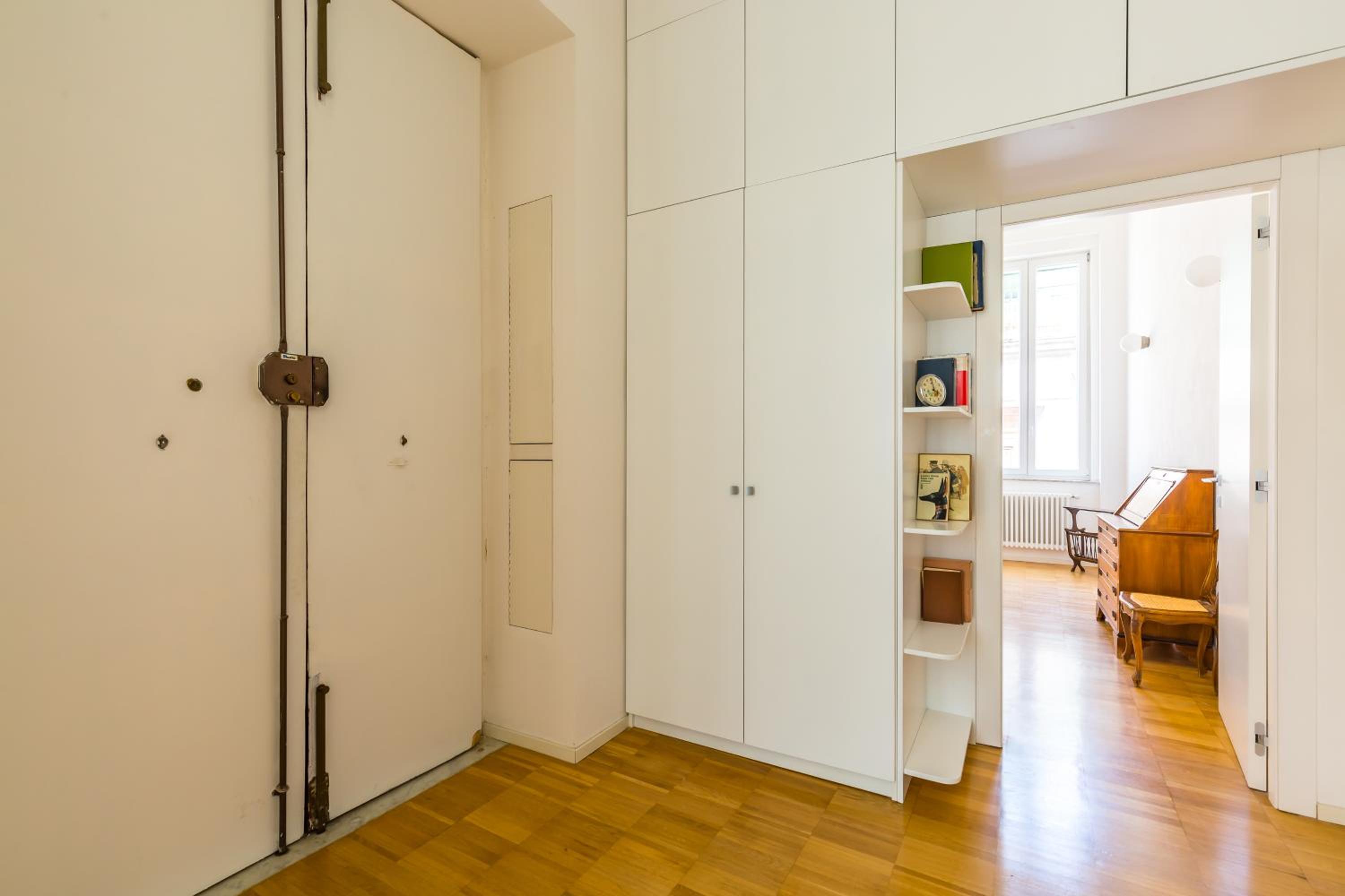 Nova Stylish House in center by Napoliapartments