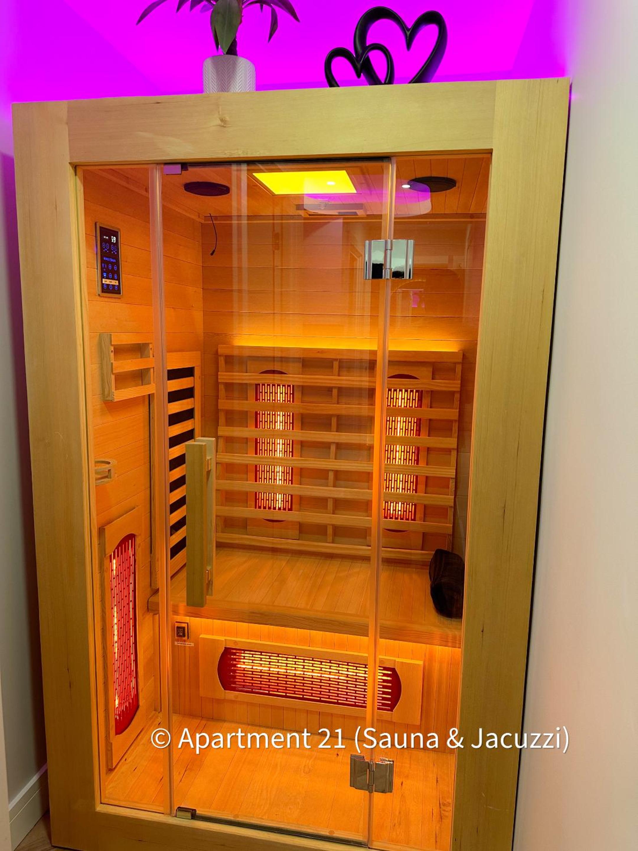 Hotel Serenity Apartments Bradford