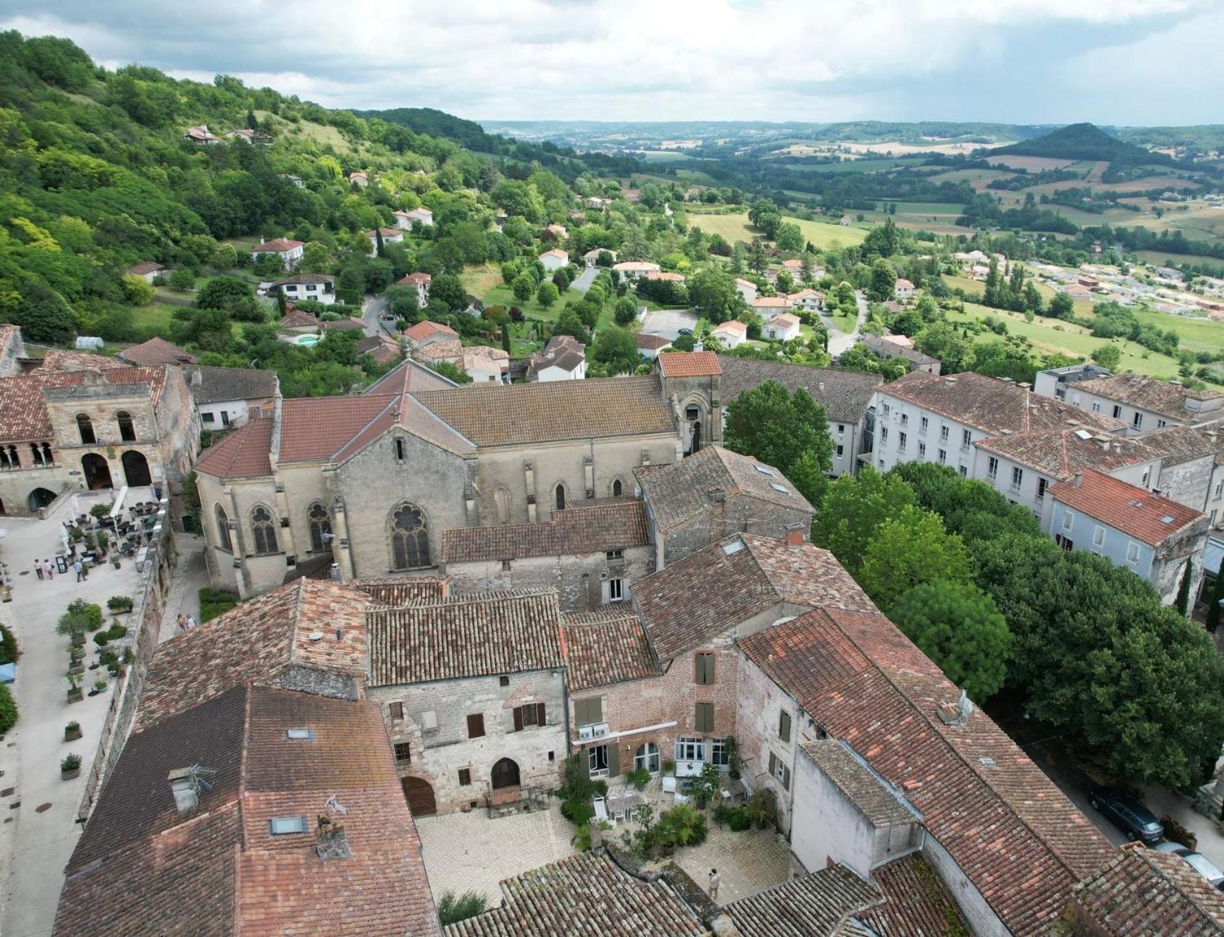 La maison sur la place