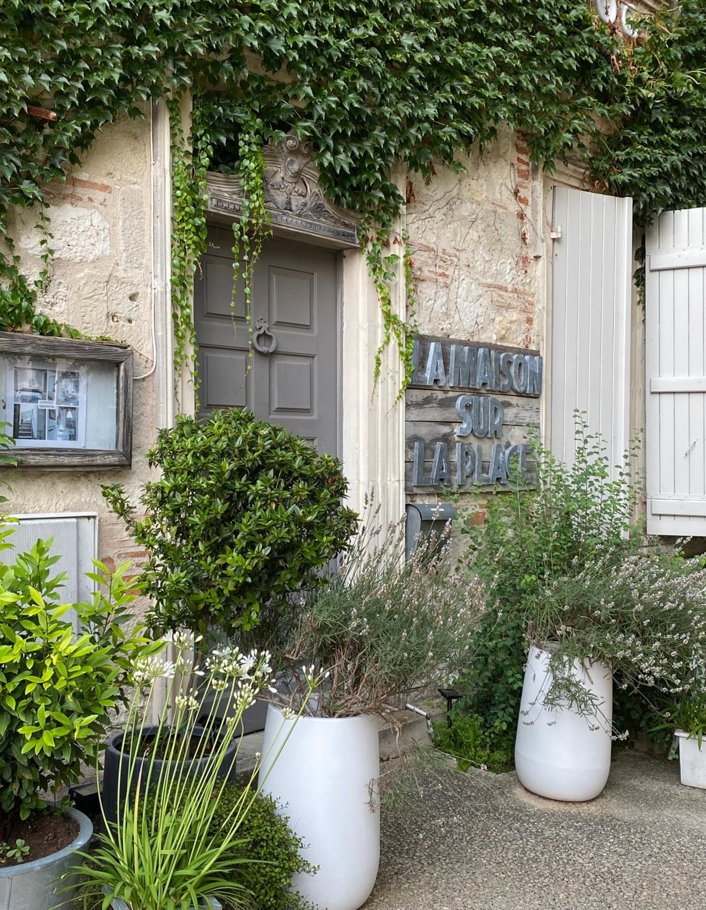 La maison sur la place