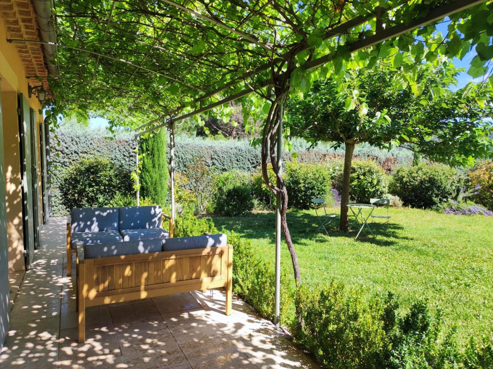 GITE AUX 4 SAISONS DU COLORADO PROVENÇAL - 3 ÉTOILES - Rustrel