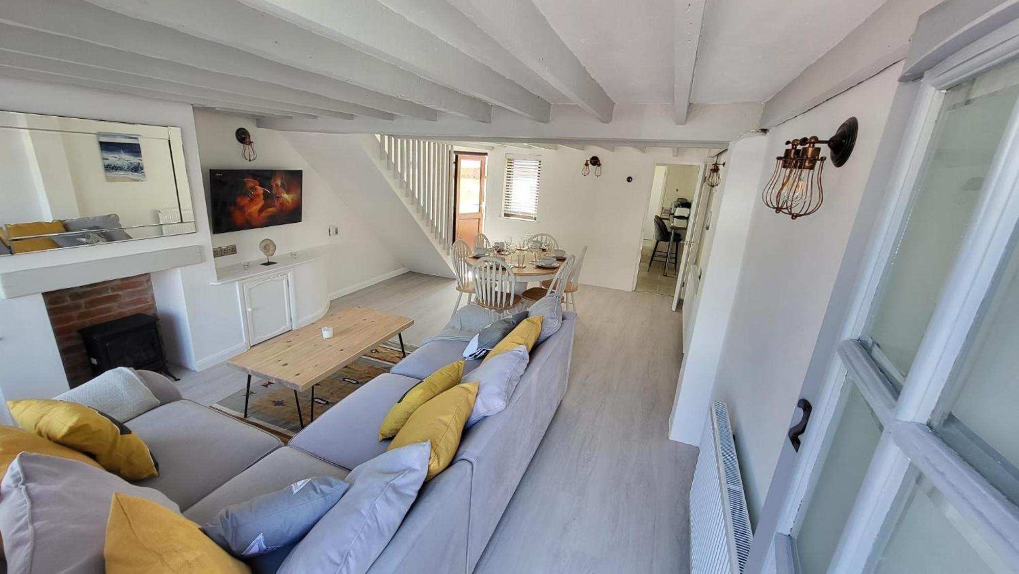 Bosun`s Cottage Luxury stay in the heart of town