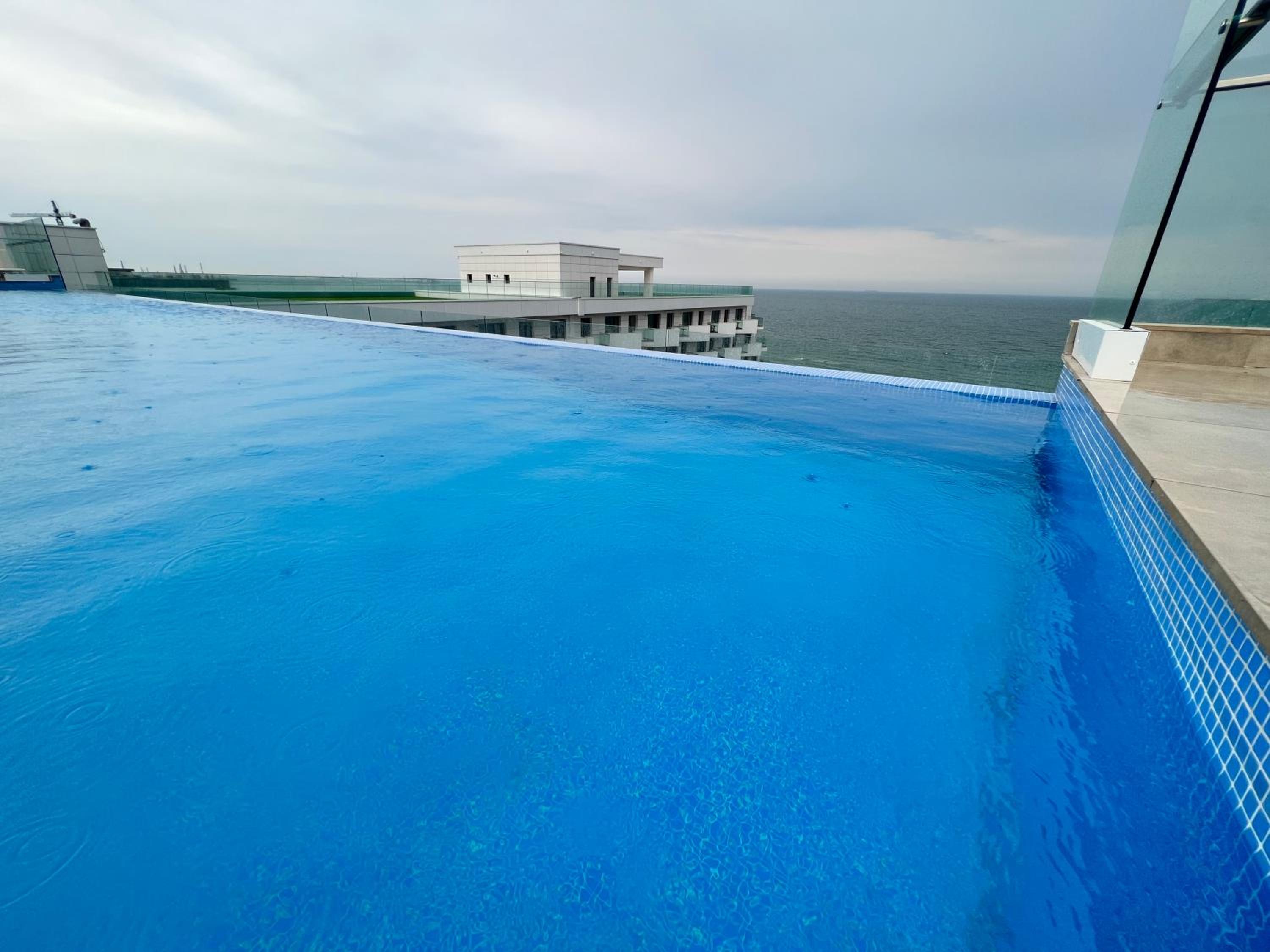 AtmoSphere Apartment by Infinity Resort & Spa