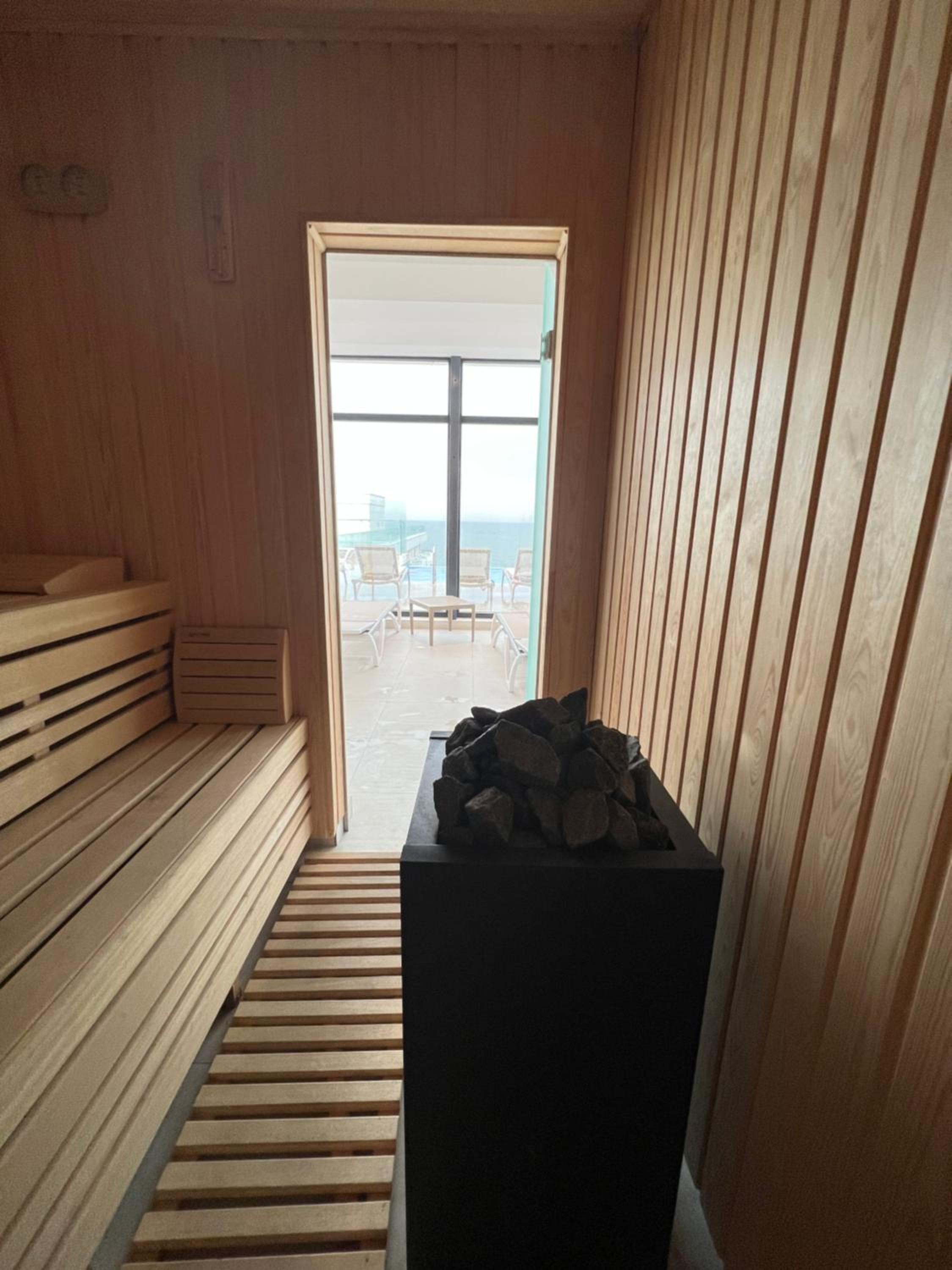 AtmoSphere Apartment by Infinity Resort & Spa