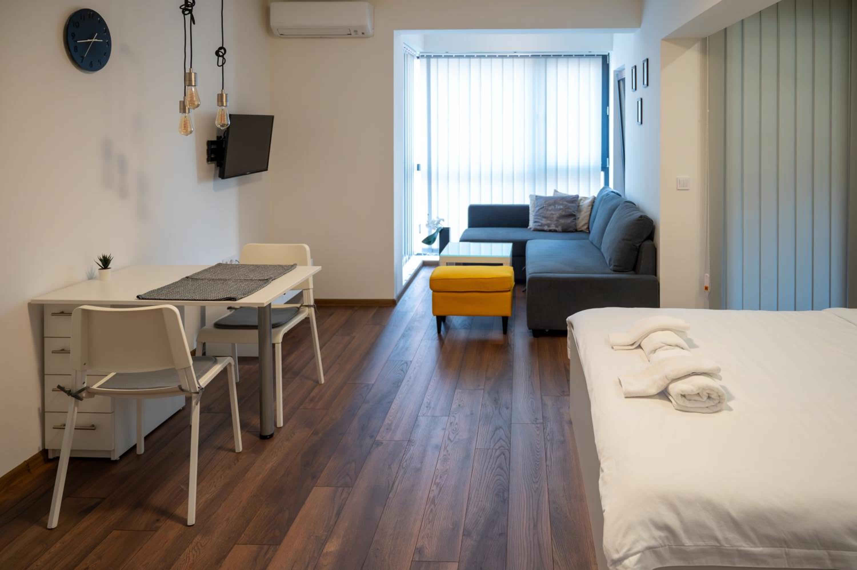 Bright Studio in the City Center