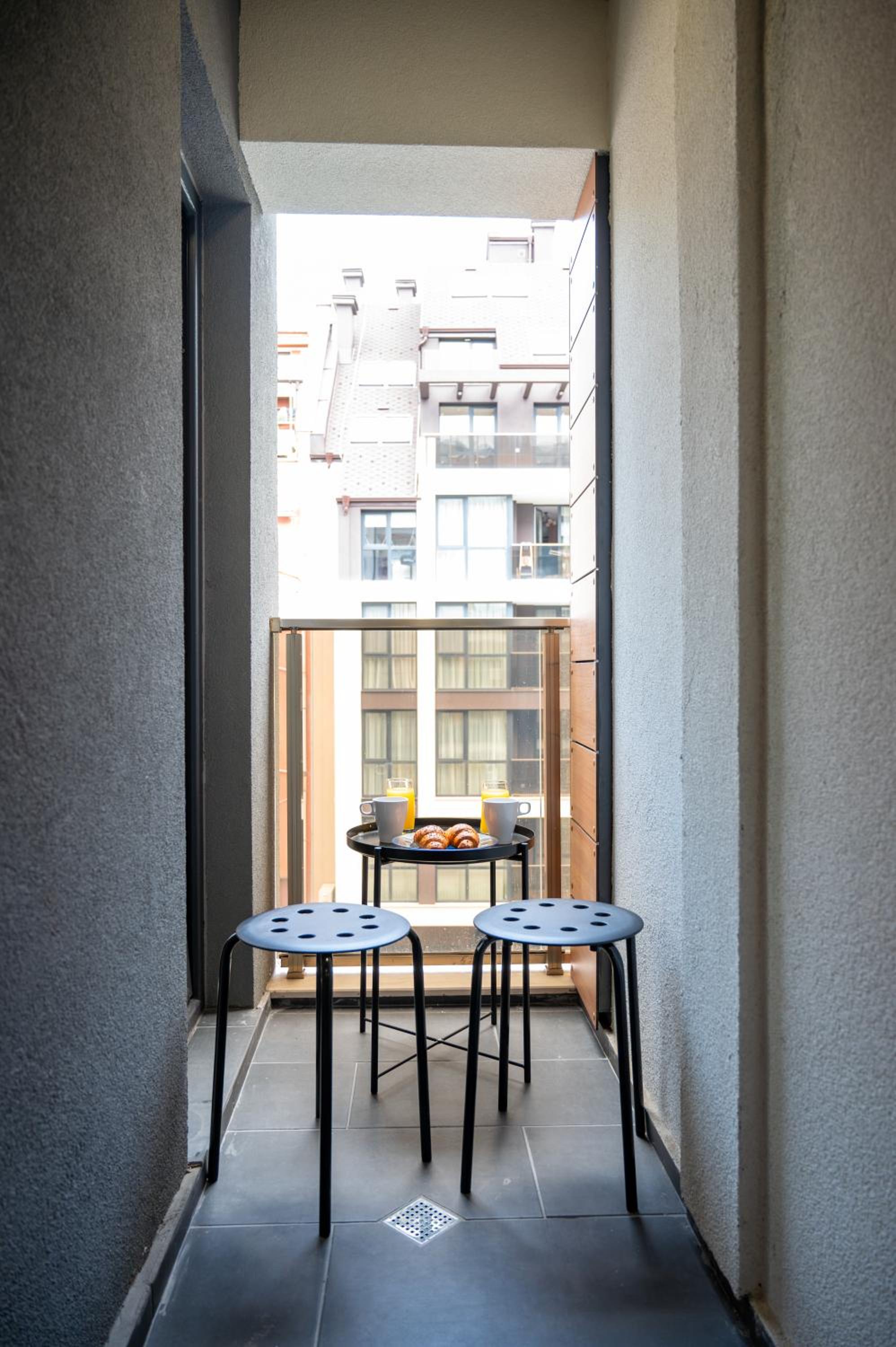 Bright Studio in the City Center