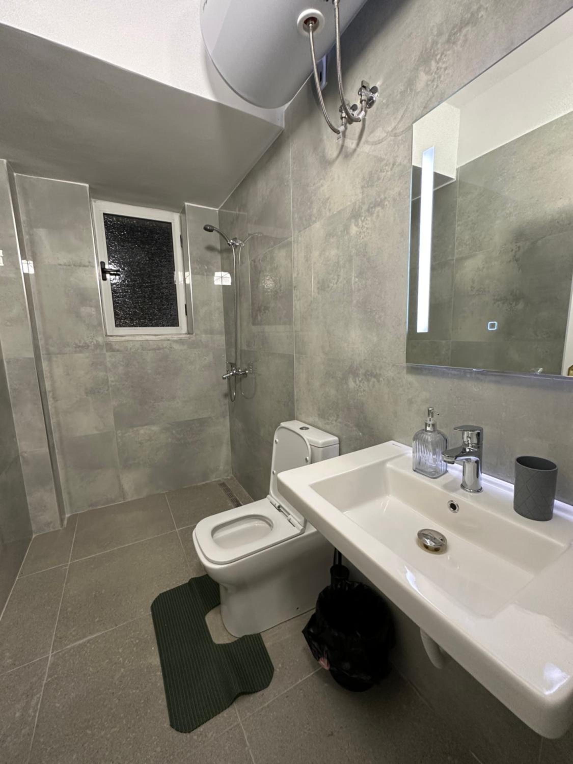 Bejart Apartment 4
