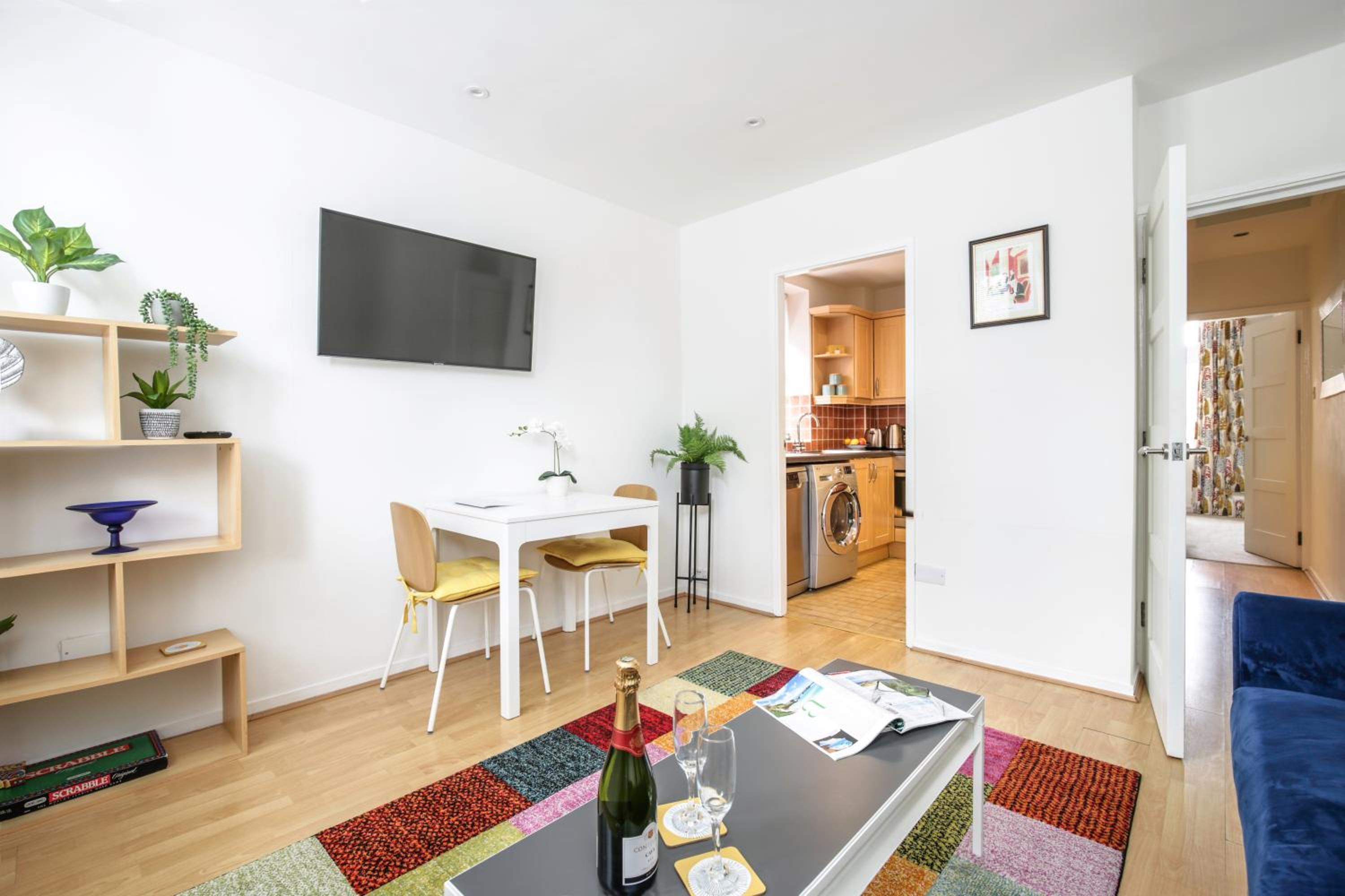 Perfect City Centre Location - Historic Albion Mews