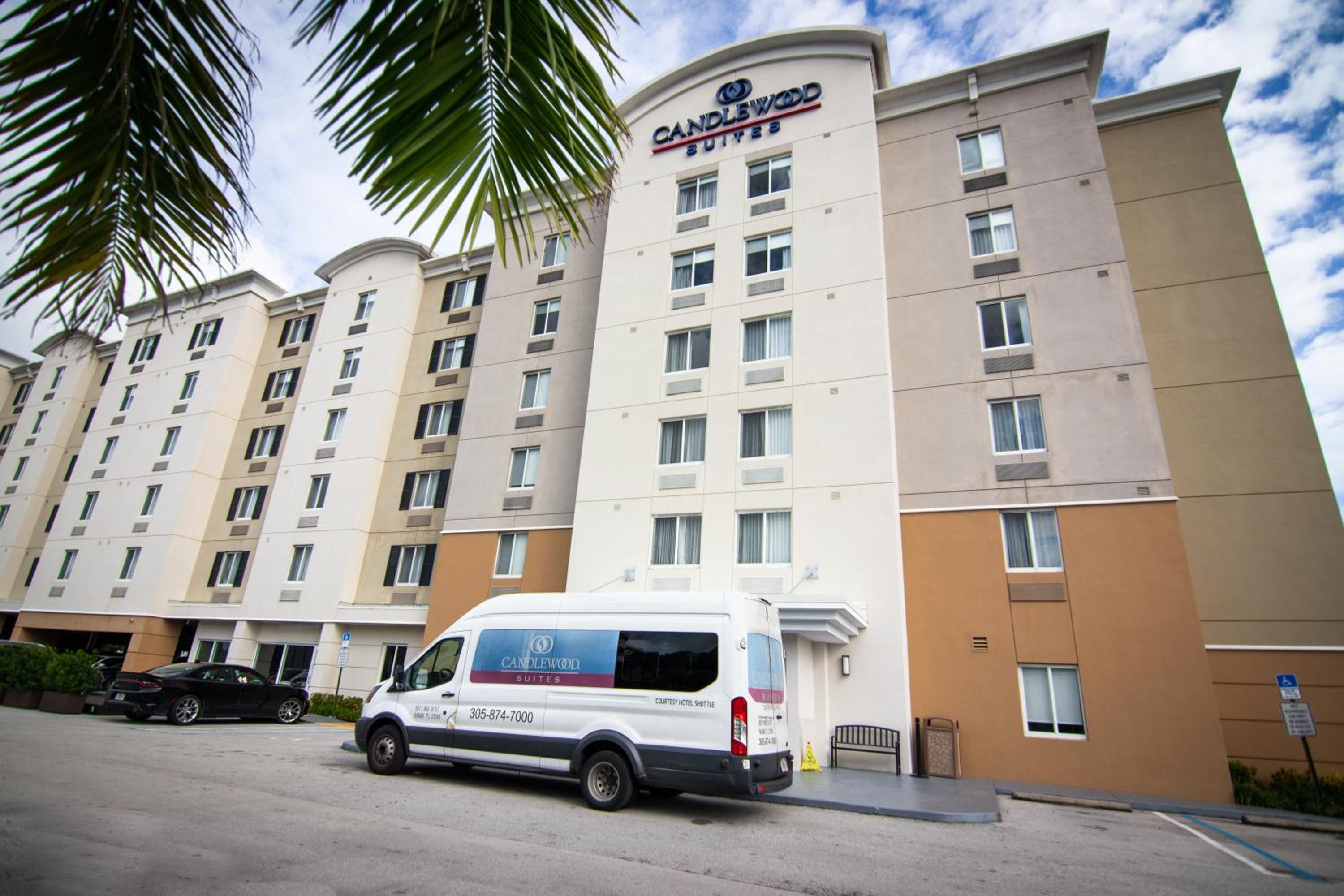 Candlewood Suites Miami Intl Airport - 36th St by IHG 2