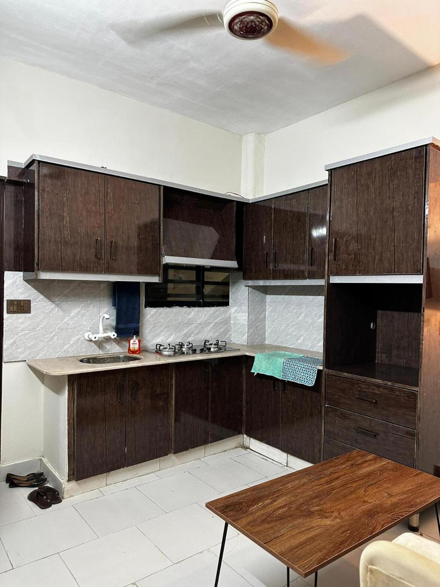 Apartment - Sleeps 2 - Parking - WiFi view 3