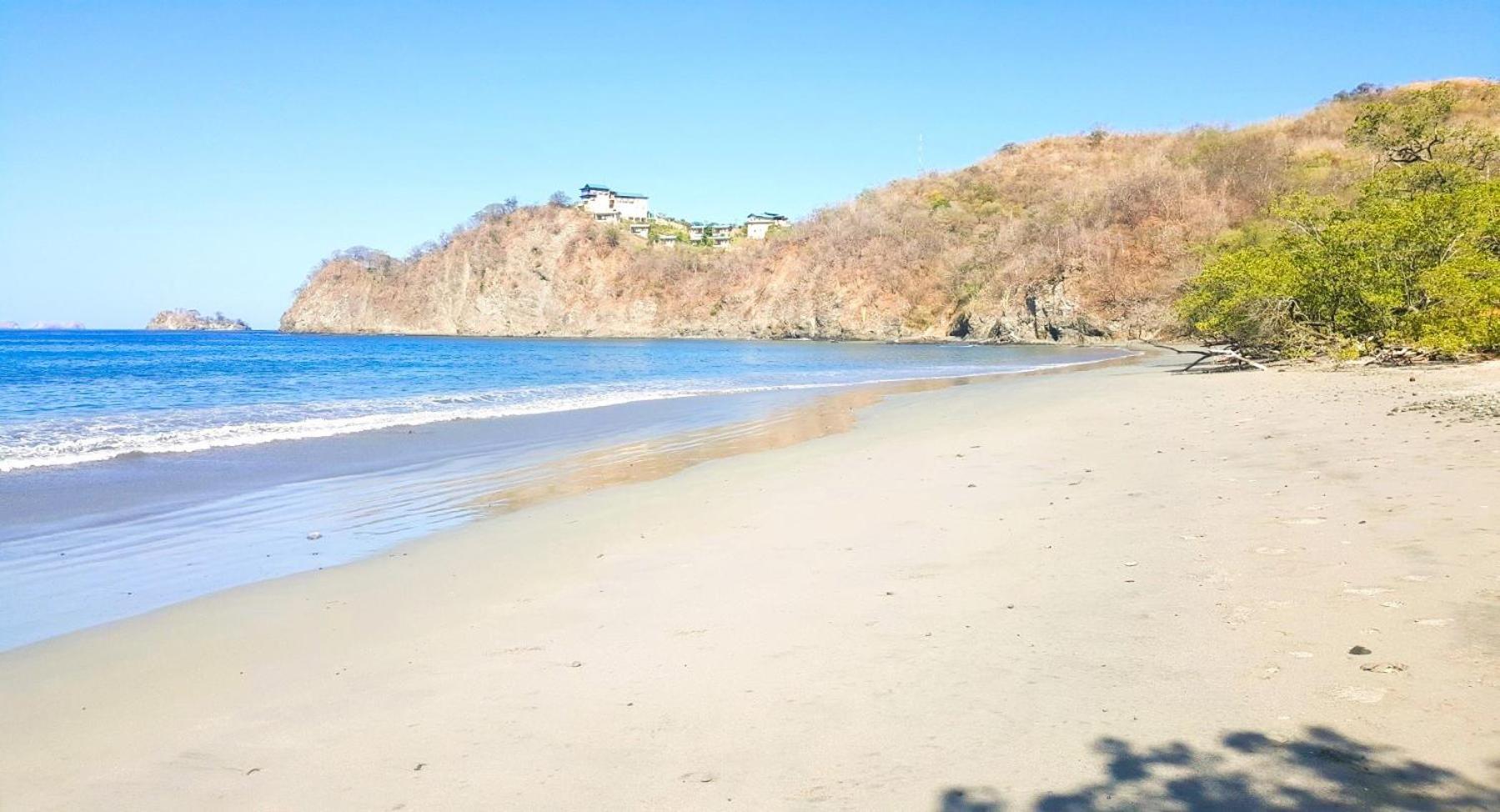 Cute, modern Tiny home with pool for 2 people in Playa Potrero