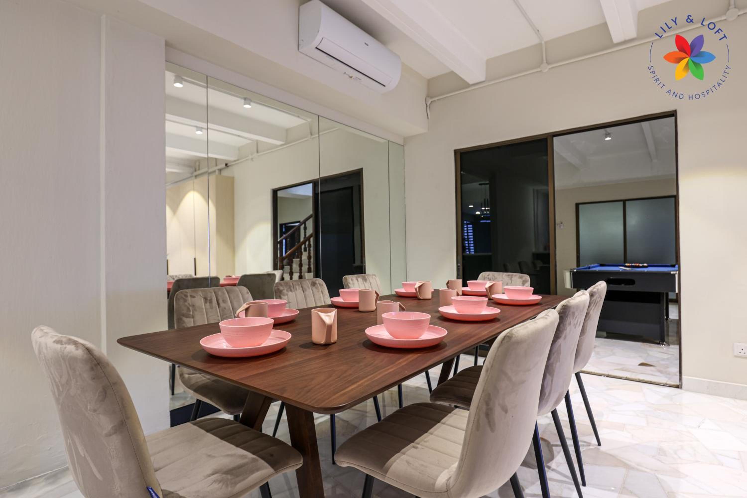 KL Townhouse Villa by LilyandLoft