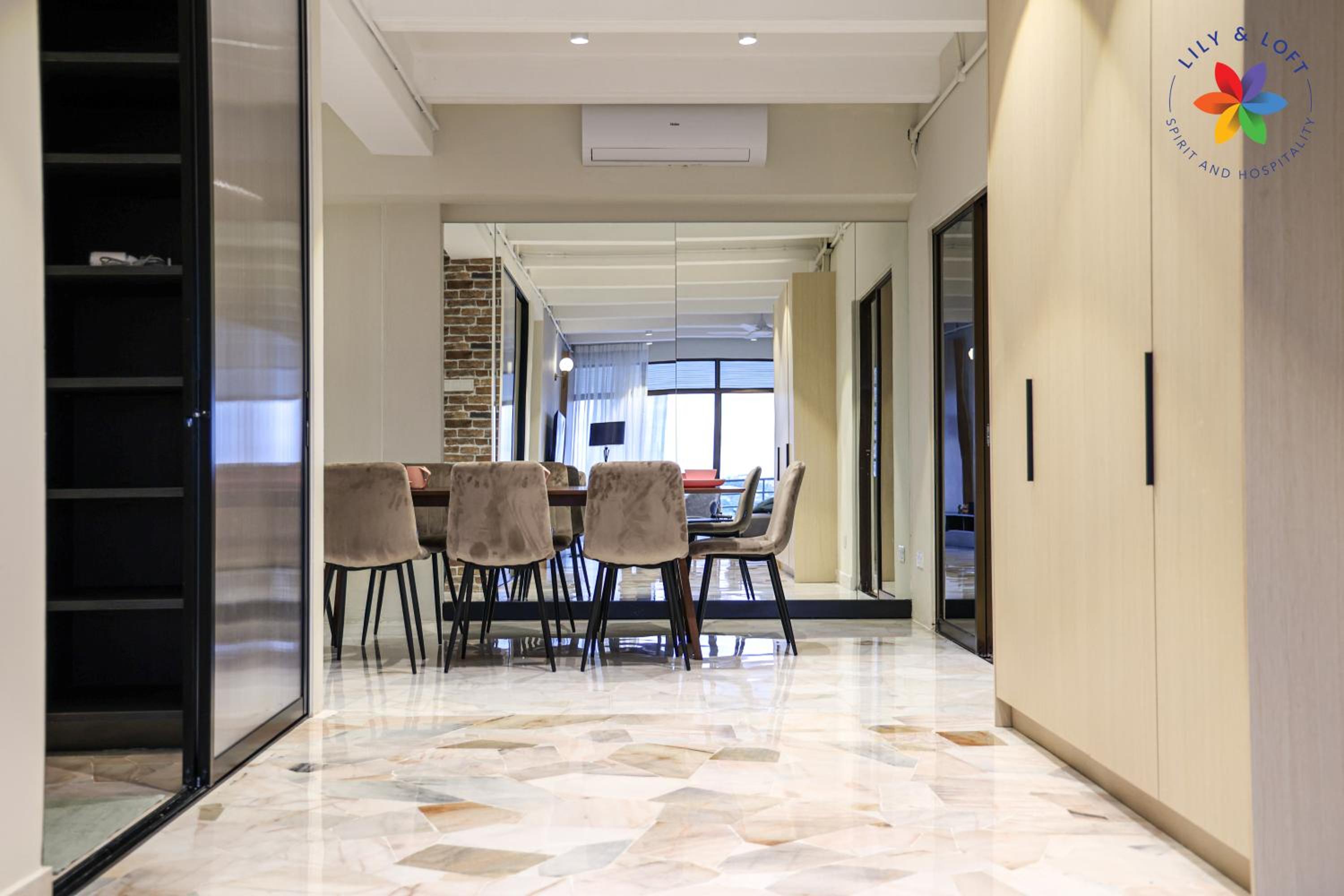 KL Townhouse Villa by LilyandLoft