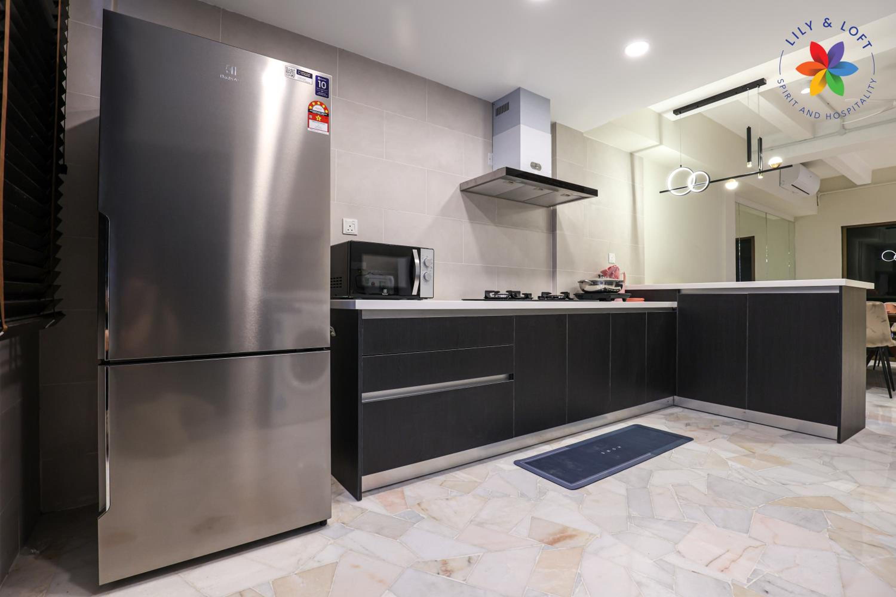 KL Townhouse Villa by LilyandLoft