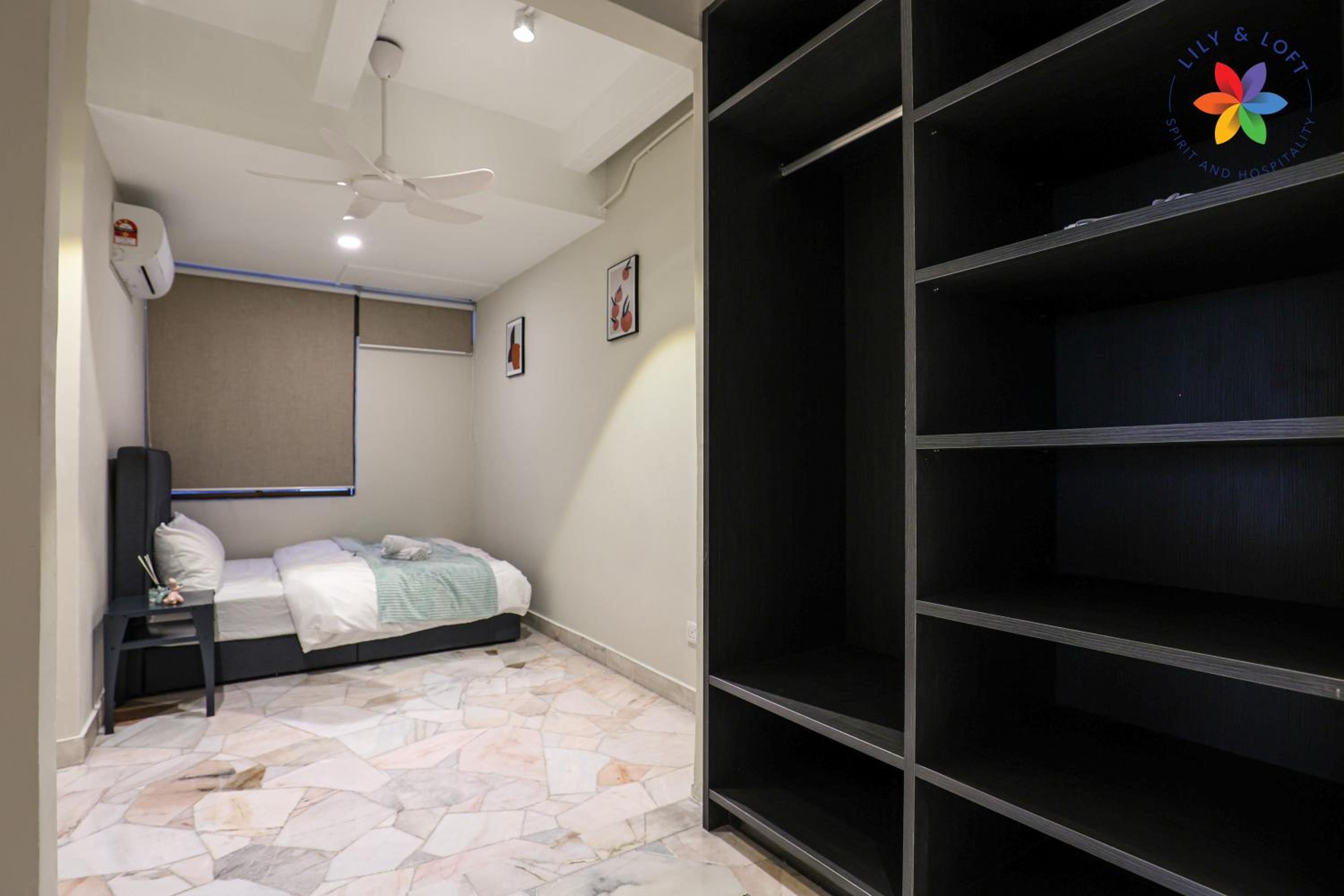 KL Townhouse Villa by LilyandLoft
