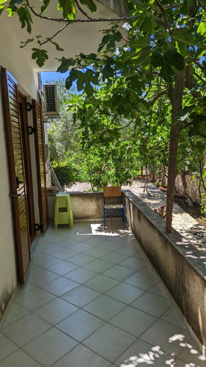 Hasani Apartments
