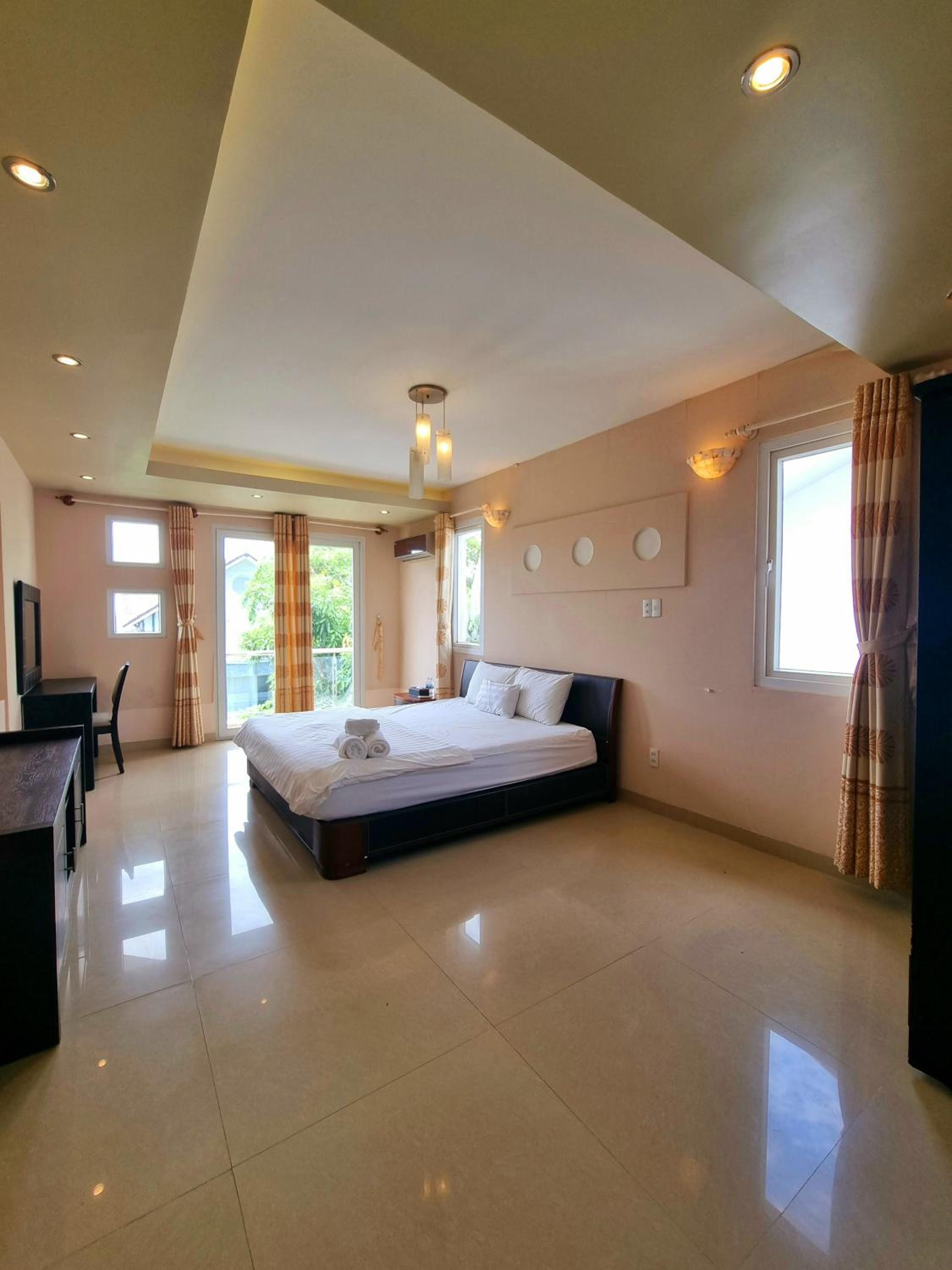 Promotion End Year Villa 250m2 with 4 bedrooms nearby VinWonder view 5